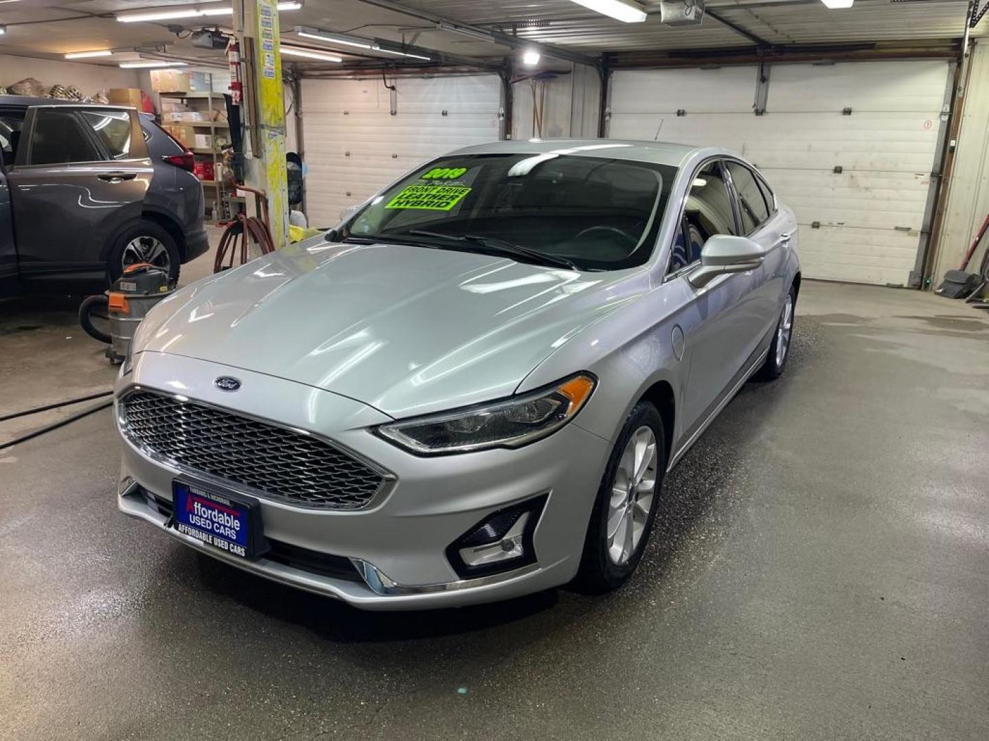 2019 SILVER FORD FUSION TITANIUM (3FA6P0SU4KR) with an 2.0L engine, Continuously Variable transmission, located at 2525 S. Cushman, Fairbanks, AK, 99701, (907) 452-5707, 64.824036, -147.712311 - Photo#1