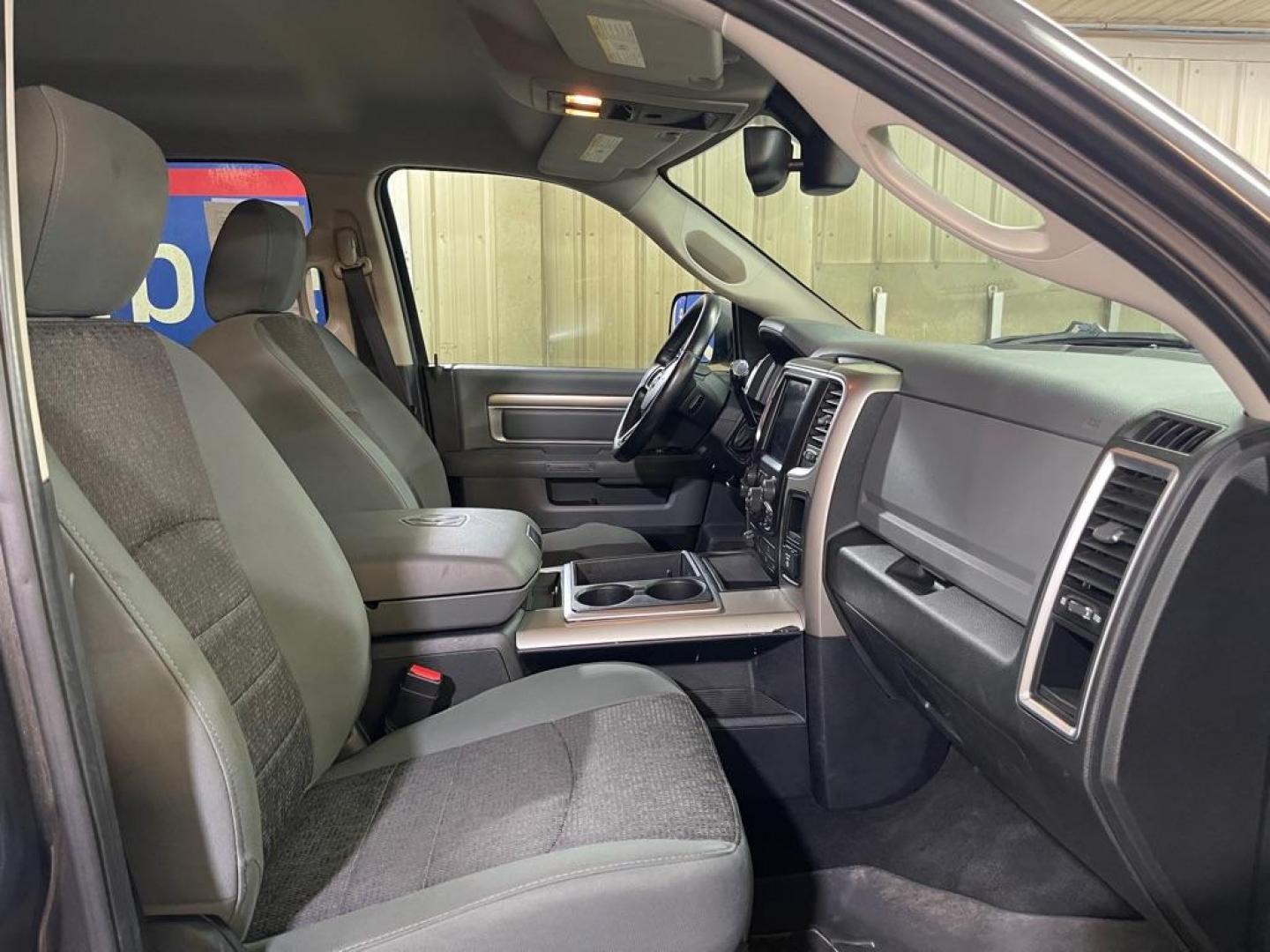 2015 GRAY RAM 3500 SLT (3C63R3LJ5FG) with an 6.4L engine, Automatic transmission, located at 2525 S. Cushman, Fairbanks, AK, 99701, (907) 452-5707, 64.824036, -147.712311 - Photo#3