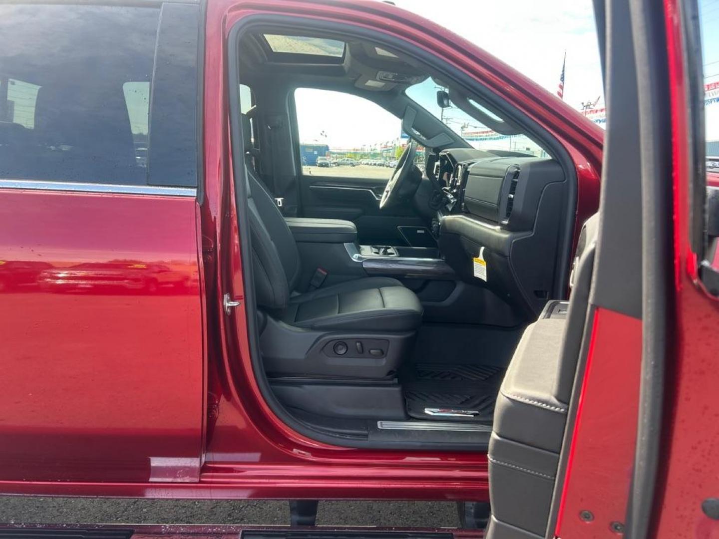 2024 RED CHEVROLET SILVERADO 3500 LTZ (1GC4YUE70RF) with an 6.6L engine, Automatic transmission, located at 2525 S. Cushman, Fairbanks, AK, 99701, (907) 452-5707, 64.824036, -147.712311 - Photo#4