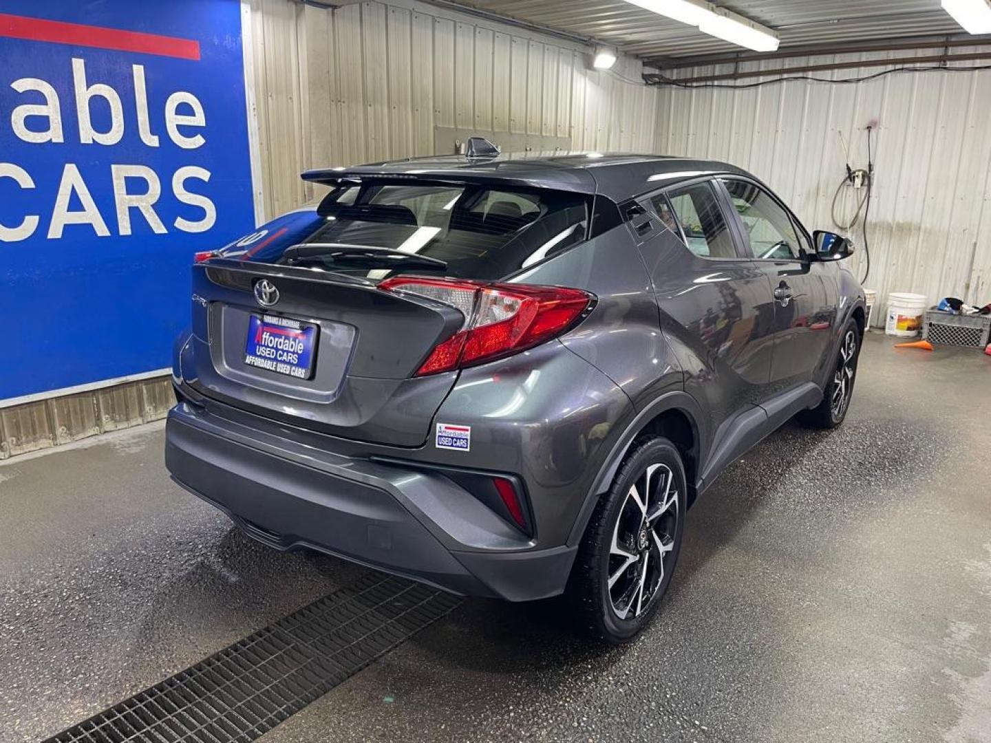2020 GRAY TOYOTA C-HR XLE (NMTKHMBX0LR) with an 2.0L engine, Continuously Variable transmission, located at 2525 S. Cushman, Fairbanks, AK, 99701, (907) 452-5707, 64.824036, -147.712311 - Photo#2