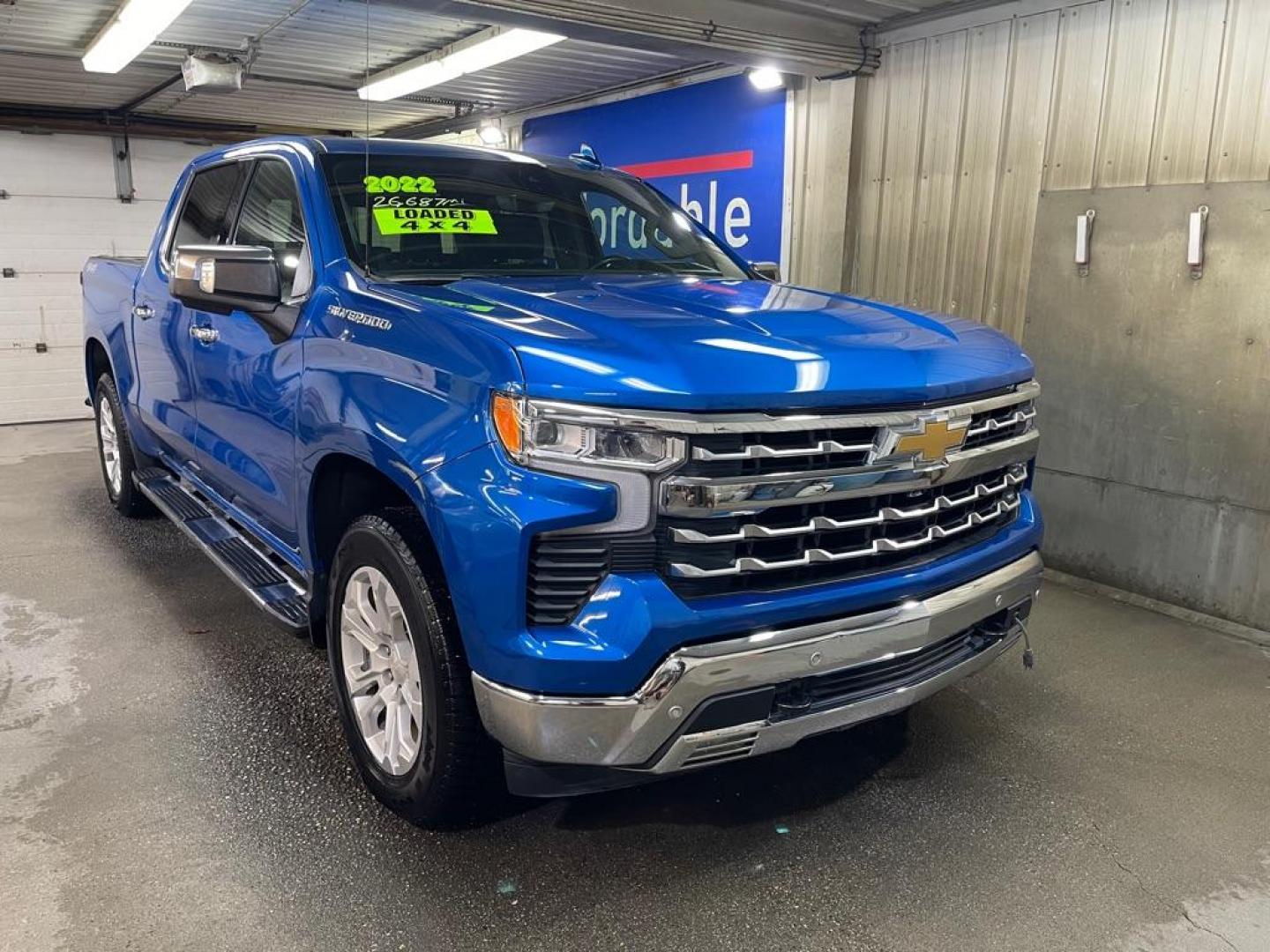 2022 BLUE CHEVROLET SILVERADO 1500 LTZ (1GCUDGED7NZ) with an 5.3L engine, Automatic transmission, located at 2525 S. Cushman, Fairbanks, AK, 99701, (907) 452-5707, 64.824036, -147.712311 - Photo#0