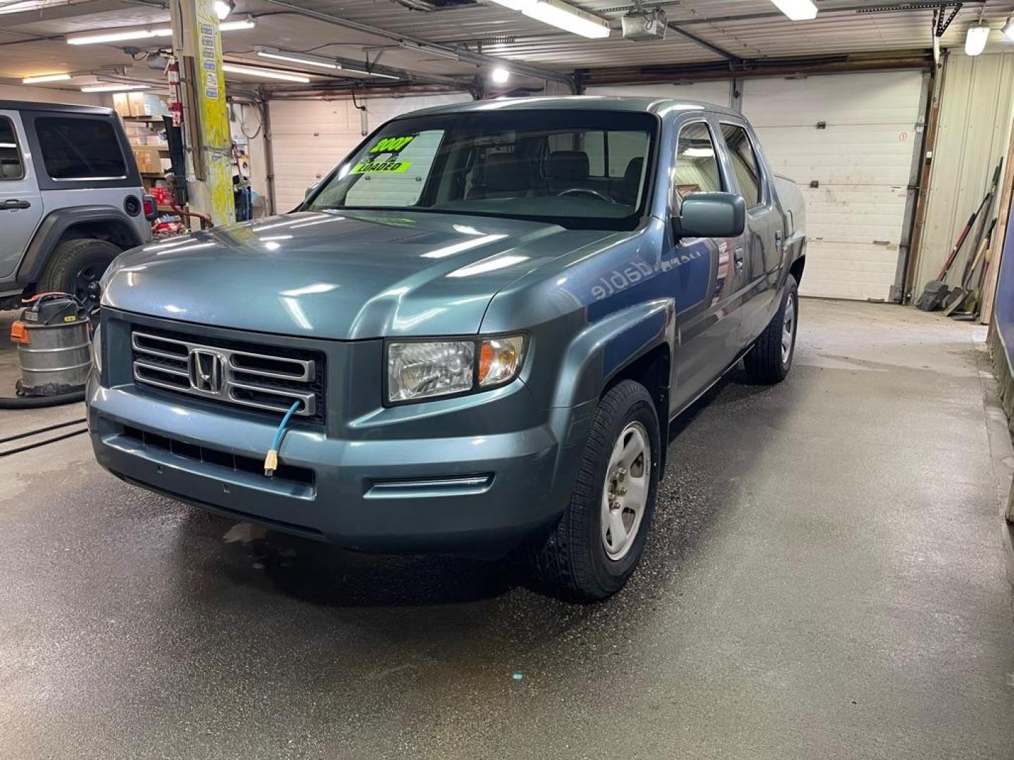 2007 GRAY HONDA RIDGELINE RTL (2HJYK16537H) with an 3.5L engine, Automatic transmission, located at 2525 S. Cushman, Fairbanks, AK, 99701, (907) 452-5707, 64.824036, -147.712311 - Photo#1