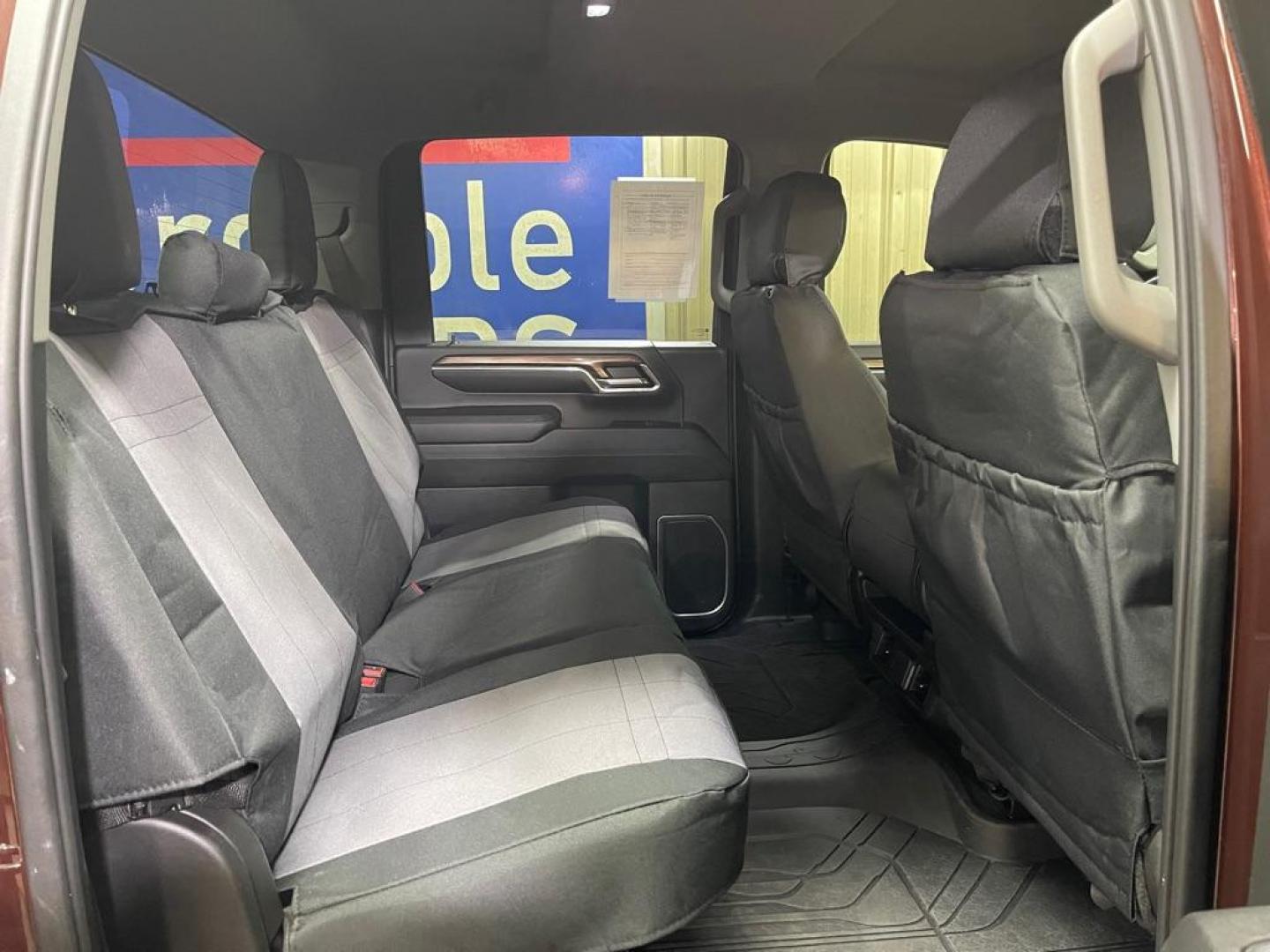 2024 BROWN CHEVROLET SILVERADO 2500 HEAVY DUTY LT (1GC4YNE71RF) with an 6.6L engine, Automatic transmission, located at 2525 S. Cushman, Fairbanks, AK, 99701, (907) 452-5707, 64.824036, -147.712311 - Photo#4