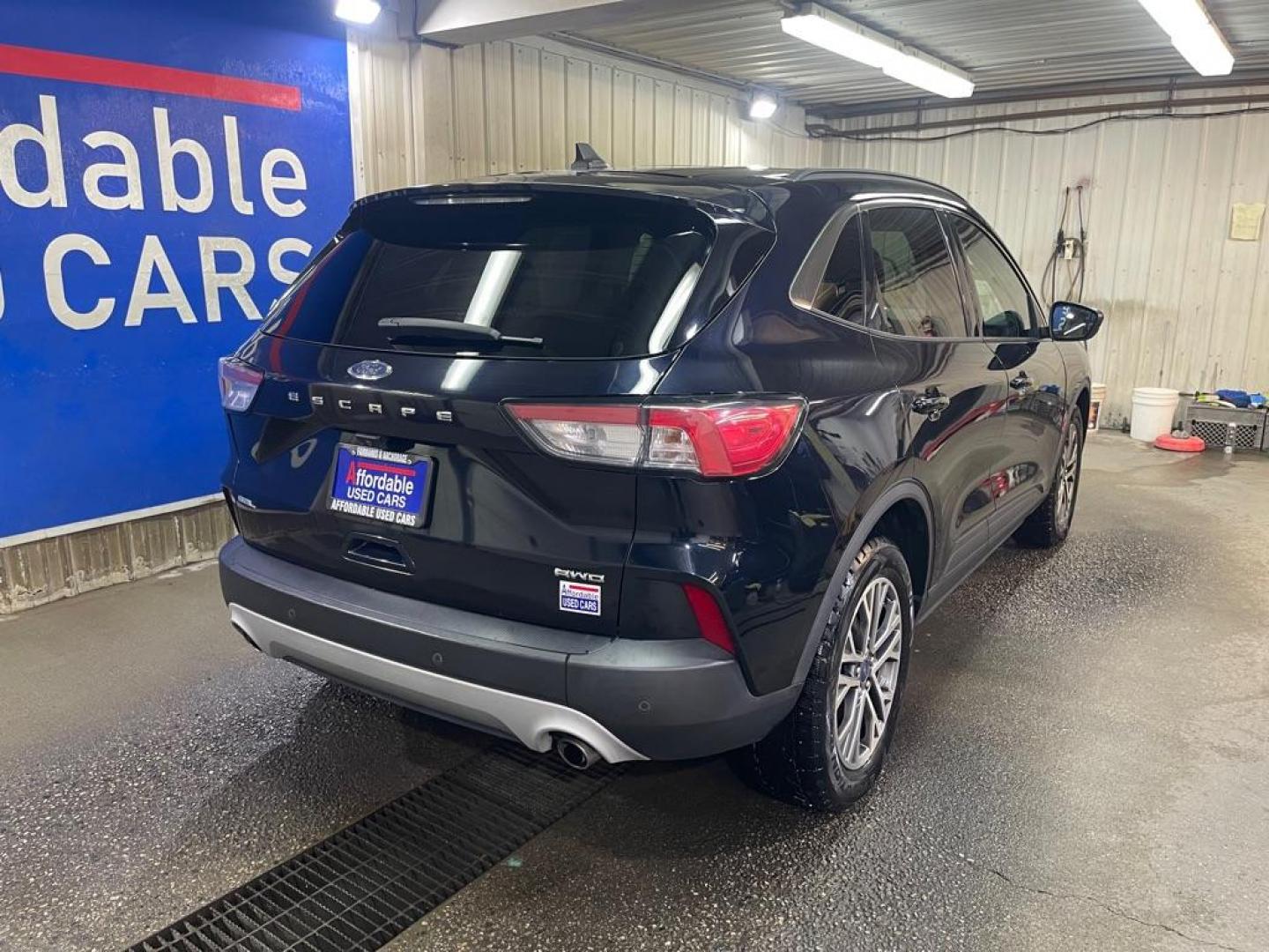 2021 BLUE FORD ESCAPE SEL (1FMCU9H63MU) with an 1.5L engine, Automatic transmission, located at 2525 S. Cushman, Fairbanks, AK, 99701, (907) 452-5707, 64.824036, -147.712311 - Photo#2
