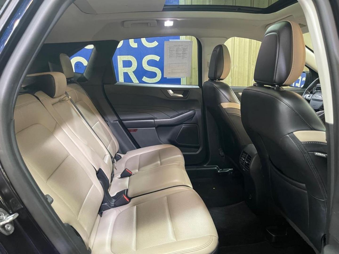 2021 BLUE FORD ESCAPE SEL (1FMCU9H63MU) with an 1.5L engine, Automatic transmission, located at 2525 S. Cushman, Fairbanks, AK, 99701, (907) 452-5707, 64.824036, -147.712311 - Photo#4