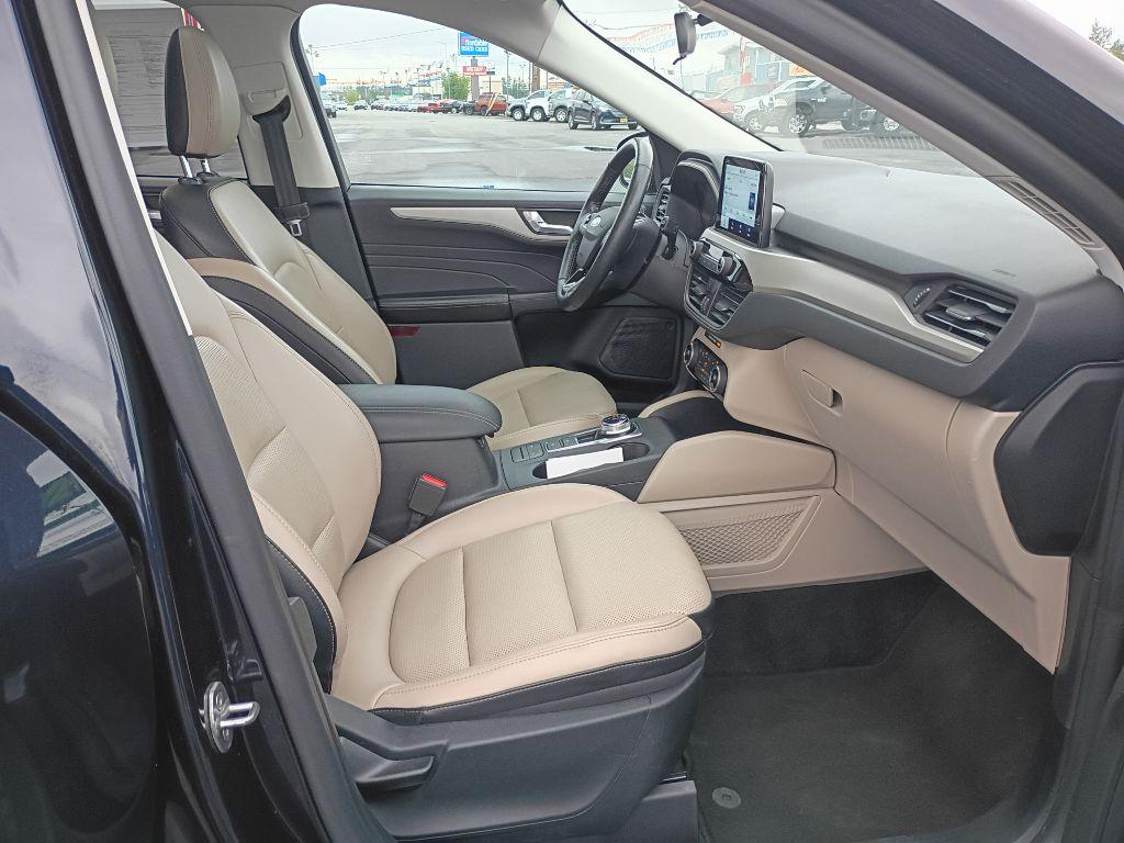 photo of 2021 FORD ESCAPE SEL