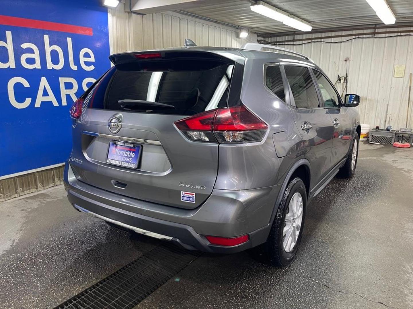 2018 SILVER NISSAN ROGUE S (KNMAT2MV5JP) with an 2.5L engine, Continuously Variable transmission, located at 2525 S. Cushman, Fairbanks, AK, 99701, (907) 452-5707, 64.824036, -147.712311 - Photo#2