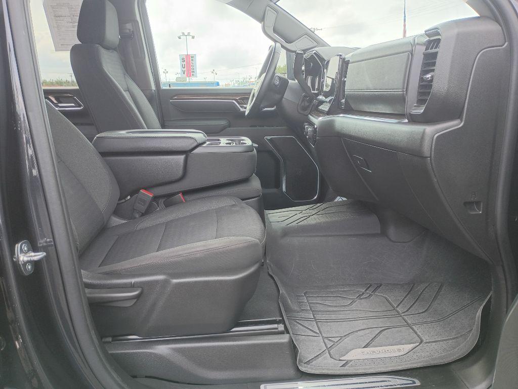 photo of 2024 CHEVROLET SILVERADO 2500 HEAVY DUTY LT