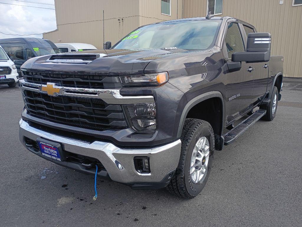 photo of 2024 CHEVROLET SILVERADO 2500 HEAVY DUTY LT