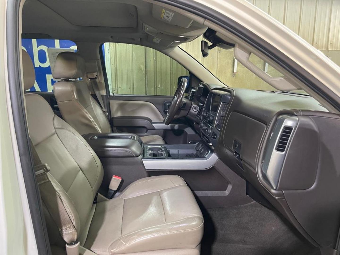 2014 WHITE CHEVROLET SILVERADO 1500 LTZ (3GCUKSEC3EG) with an 5.3L engine, Automatic transmission, located at 2525 S. Cushman, Fairbanks, AK, 99701, (907) 452-5707, 64.824036, -147.712311 - Photo#3