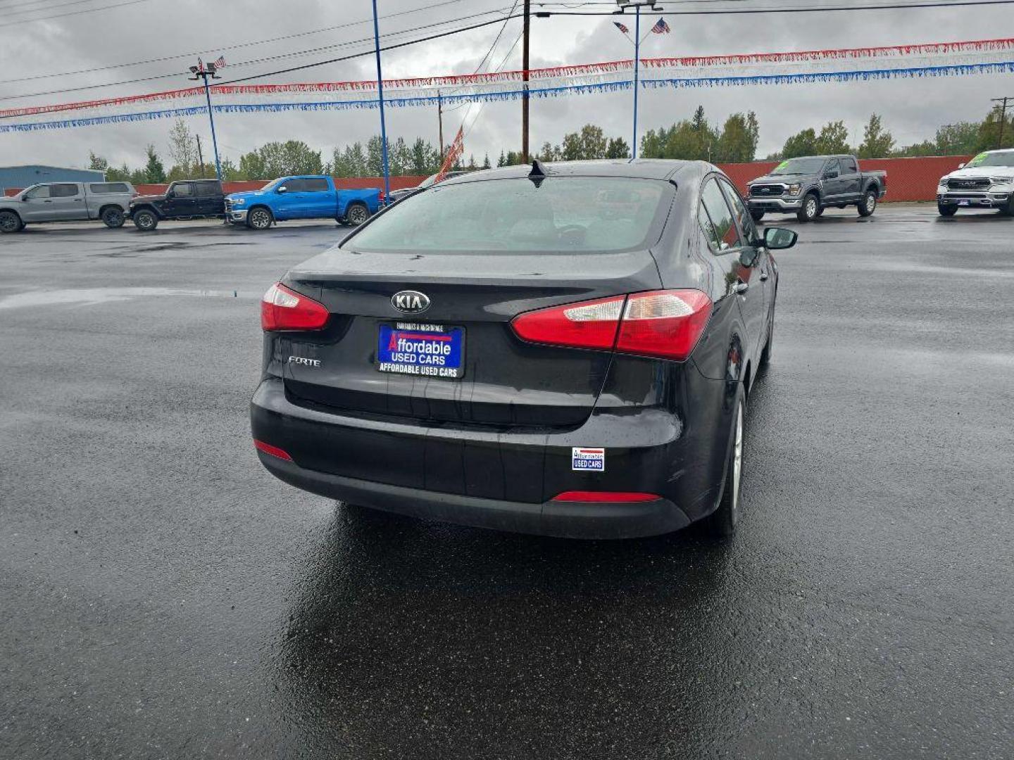 2016 BLACK KIA FORTE LX (KNAFK4A69G5) with an 1.8L engine, Automatic transmission, located at 2525 S. Cushman, Fairbanks, AK, 99701, (907) 452-5707, 64.824036, -147.712311 - Photo#0