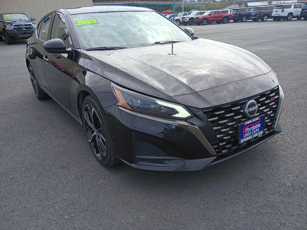photo of 2023 NISSAN ALTIMA SR