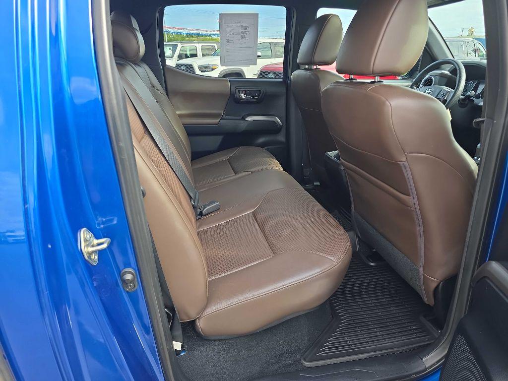 photo of 2016 TOYOTA TACOMA DOUBLE CAB