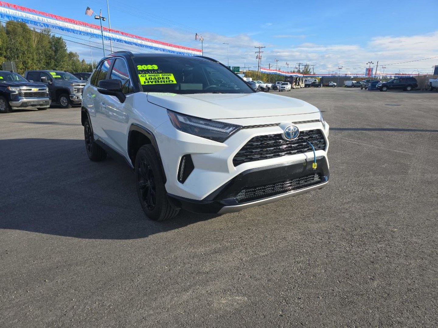 2023 WHITE TOYOTA RAV4 XSE XSE (2T3E6RFV8PW) with an 2.5L engine, Automatic transmission, located at 2525 S. Cushman, Fairbanks, AK, 99701, (907) 452-5707, 64.824036, -147.712311- Photo#0