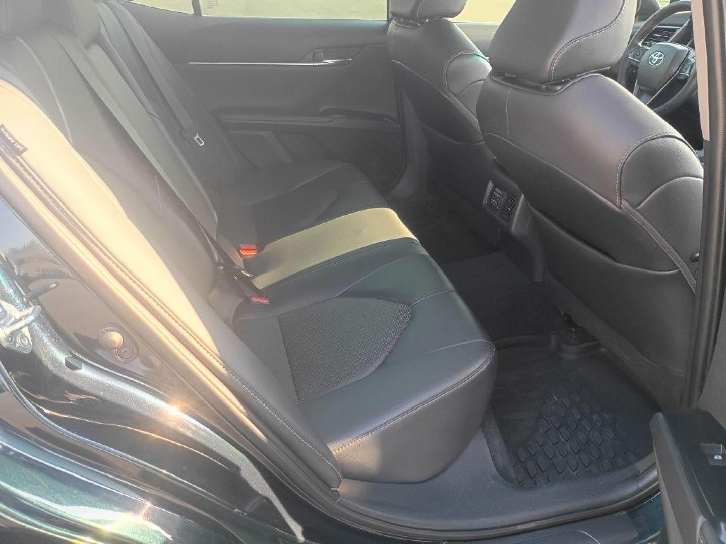2020 BLUE TOYOTA CAMRY XSE (4T1K61BK2LU) with an 2.5L engine, Automatic transmission, located at 2525 S. Cushman, Fairbanks, AK, 99701, (907) 452-5707, 64.824036, -147.712311 - Photo#5