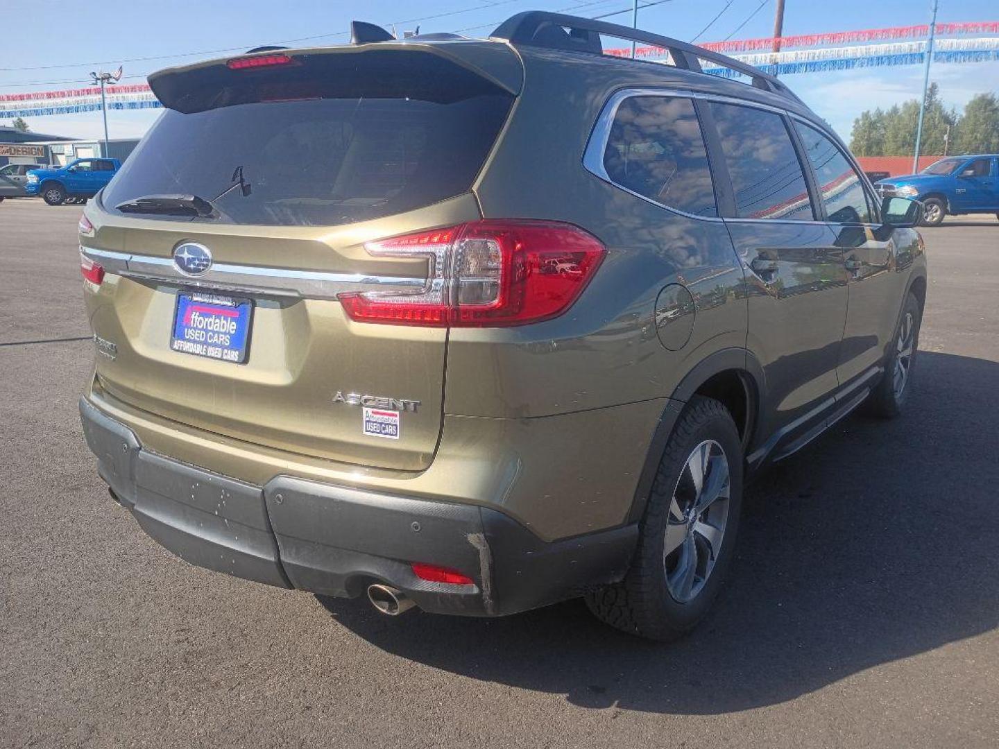 2023 GREEN SUBARU ASCENT PREMIUM (4S4WMACD1P3) with an 2.4L engine, Automatic transmission, located at 2525 S. Cushman, Fairbanks, AK, 99701, (907) 452-5707, 64.824036, -147.712311 - Photo#3