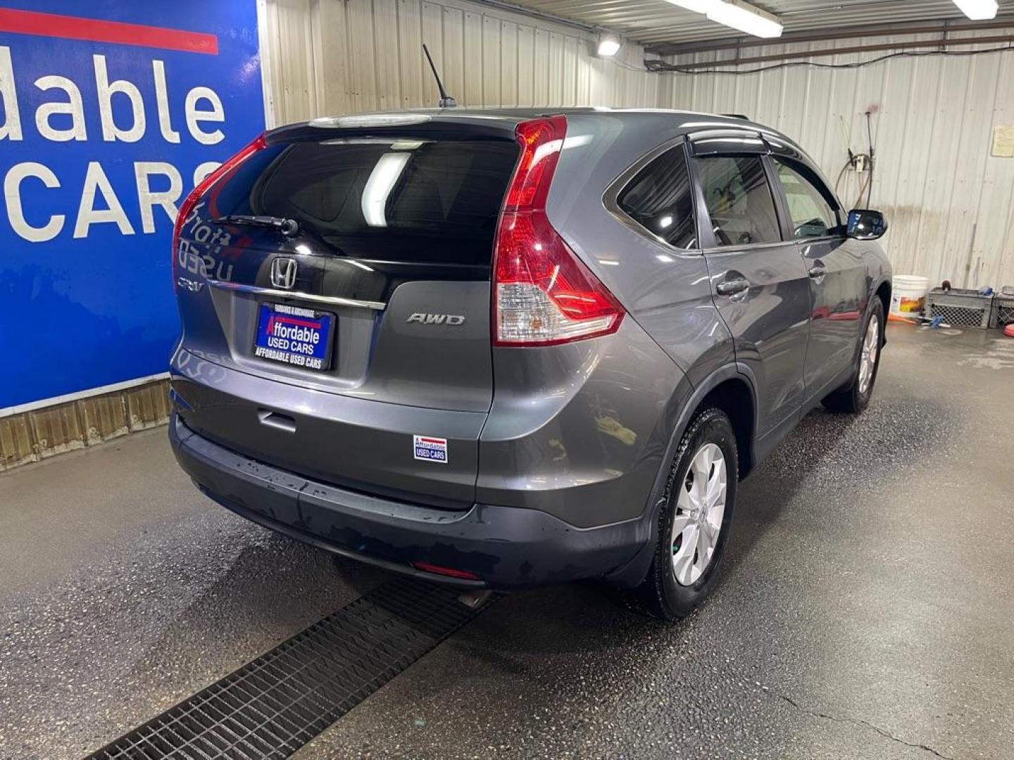 2012 GRAY HONDA CR-V EX (JHLRM4H55CC) with an 2.4L engine, Automatic transmission, located at 2525 S. Cushman, Fairbanks, AK, 99701, (907) 452-5707, 64.824036, -147.712311 - Photo#2