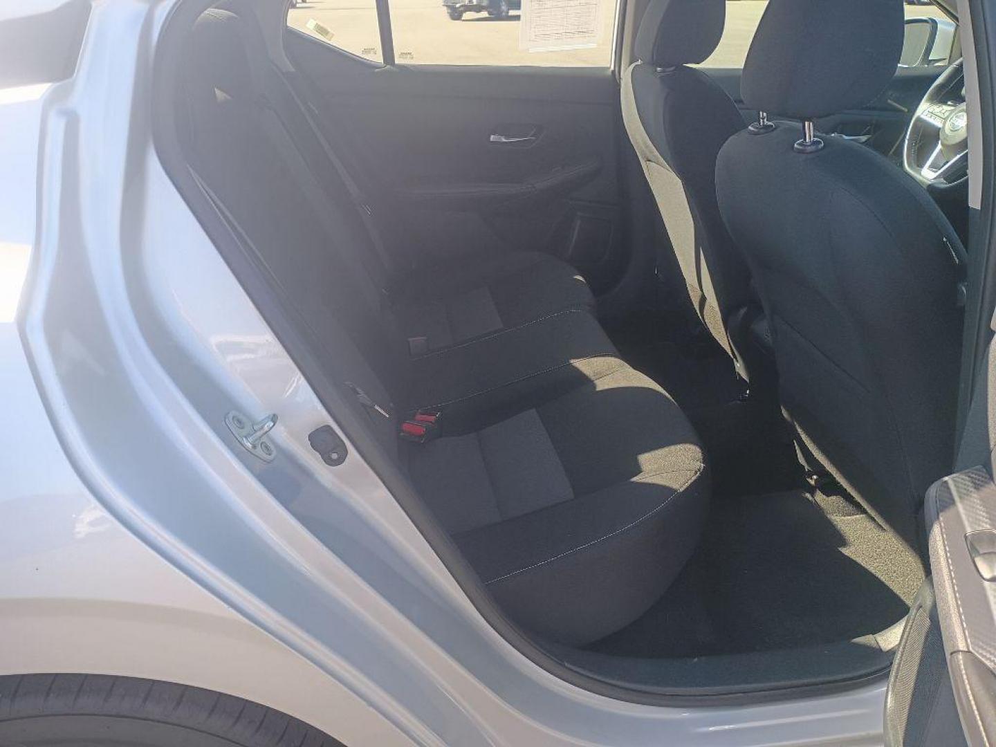 2020 SILVER NISSAN SENTRA SV (3N1AB8CV0LY) with an 2.0L engine, Continuously Variable transmission, located at 2525 S. Cushman, Fairbanks, AK, 99701, (907) 452-5707, 64.824036, -147.712311 - Photo#3