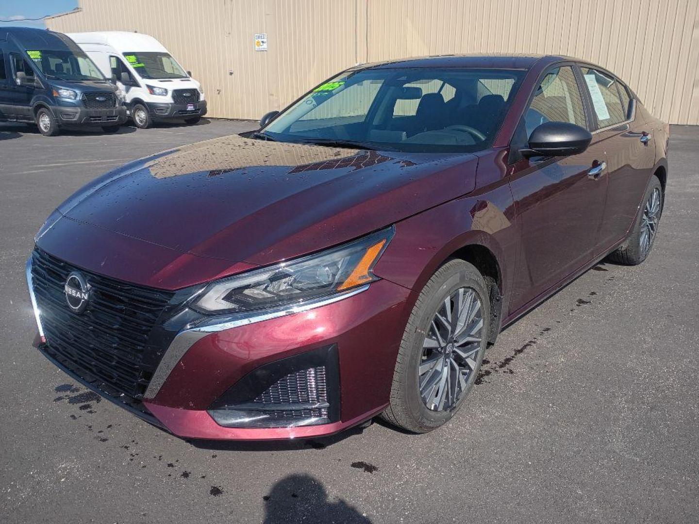 2025 MAROON NISSAN ALTIMA SV (1N4BL4DW3SN) with an 2.5L engine, Automatic transmission, located at 2525 S. Cushman, Fairbanks, AK, 99701, (907) 452-5707, 64.824036, -147.712311 - Photo#0