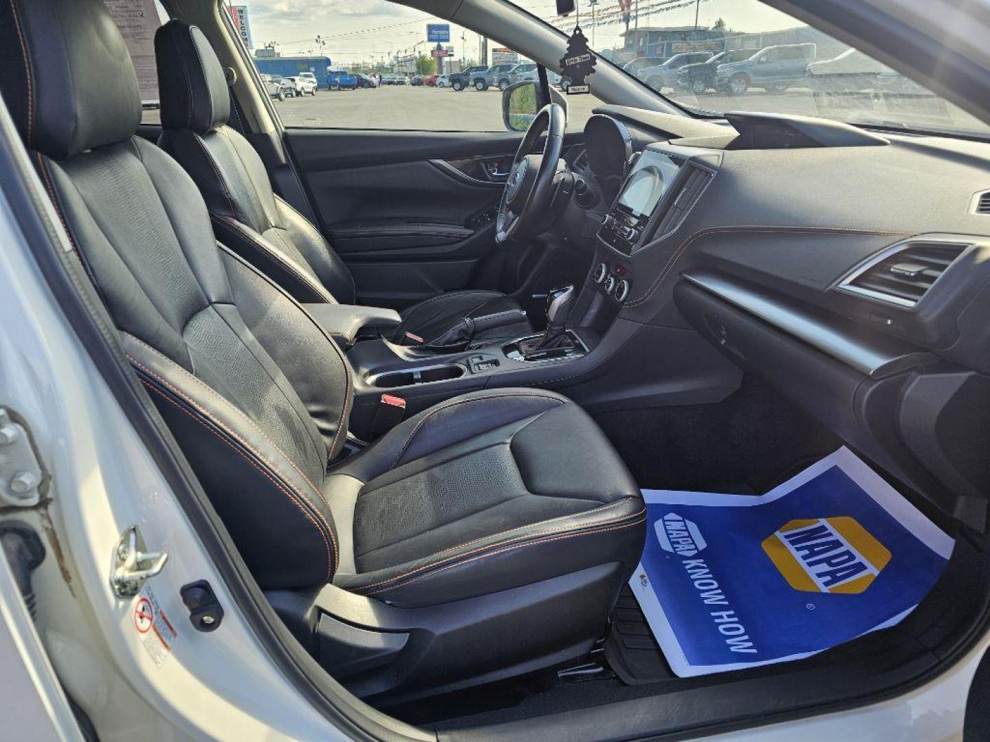 2018 WHITE SUBARU CROSSTREK LIMITED (JF2GTAMC3J8) with an 2.0L engine, Continuously Variable transmission, located at 2525 S. Cushman, Fairbanks, AK, 99701, (907) 452-5707, 64.824036, -147.712311 - Photo#2