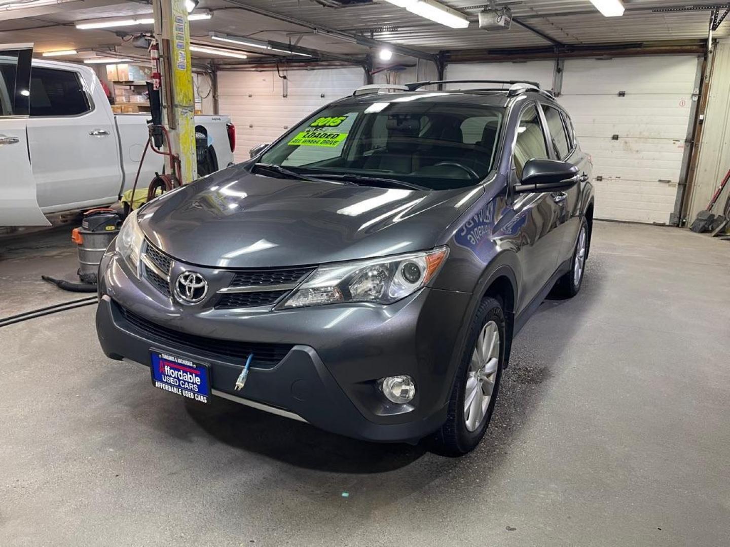 2015 GRAY TOYOTA RAV4 LIMITED (2T3DFREV8FW) with an 2.5L engine, Automatic transmission, located at 2525 S. Cushman, Fairbanks, AK, 99701, (907) 452-5707, 64.824036, -147.712311 - Photo#1