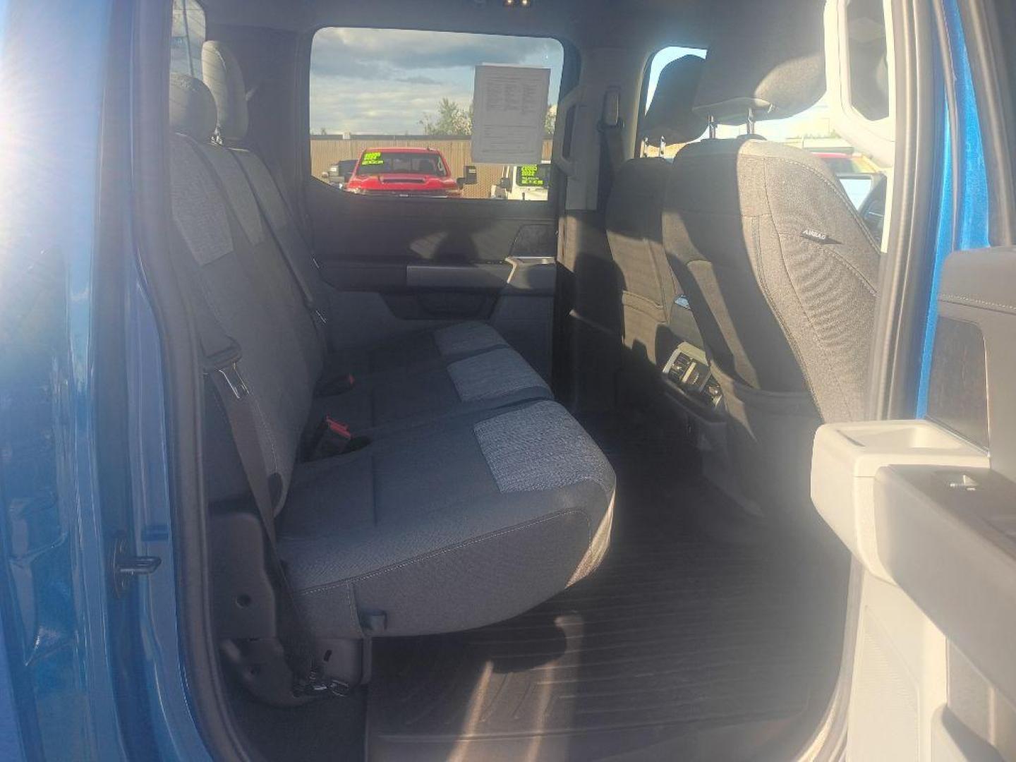 2023 BLUE FORD F150 SUPERCREW (1FTFW1E5XPK) with an 5.0L engine, Automatic transmission, located at 2525 S. Cushman, Fairbanks, AK, 99701, (907) 452-5707, 64.824036, -147.712311 - Photo#5