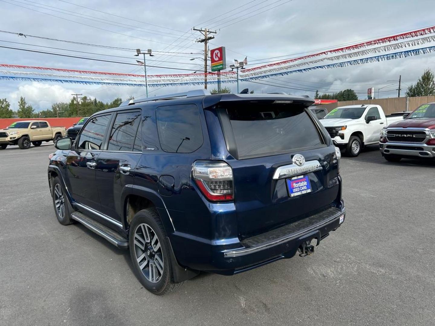 2020 BLUE TOYOTA 4RUNNER LIMITED (JTEBU5JR0L5) with an 4.0L engine, Automatic transmission, located at 2525 S. Cushman, Fairbanks, AK, 99701, (907) 452-5707, 64.824036, -147.712311 - Photo#3