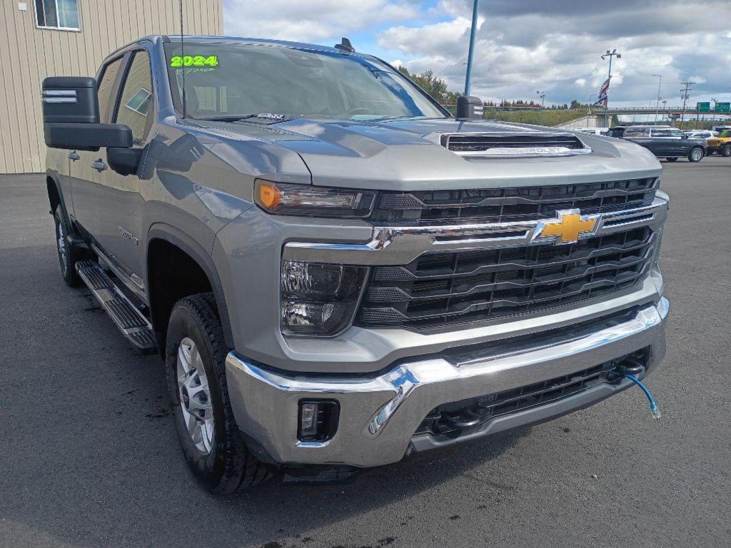2024 SILVER CHEVROLET SILVERADO 2500 HEAVY DUTY LT (1GC4YNE71RF) with an 6.6L engine, Automatic transmission, located at 2525 S. Cushman, Fairbanks, AK, 99701, (907) 452-5707, 64.824036, -147.712311 - Photo#0