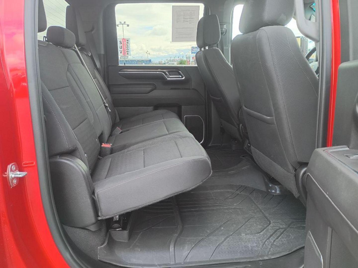 2024 RED CHEVROLET SILVERADO 2500 HEAVY DUTY LT (2GC4YNE75R1) with an 6.6L engine, Automatic transmission, located at 2525 S. Cushman, Fairbanks, AK, 99701, (907) 452-5707, 64.824036, -147.712311 - Photo#5