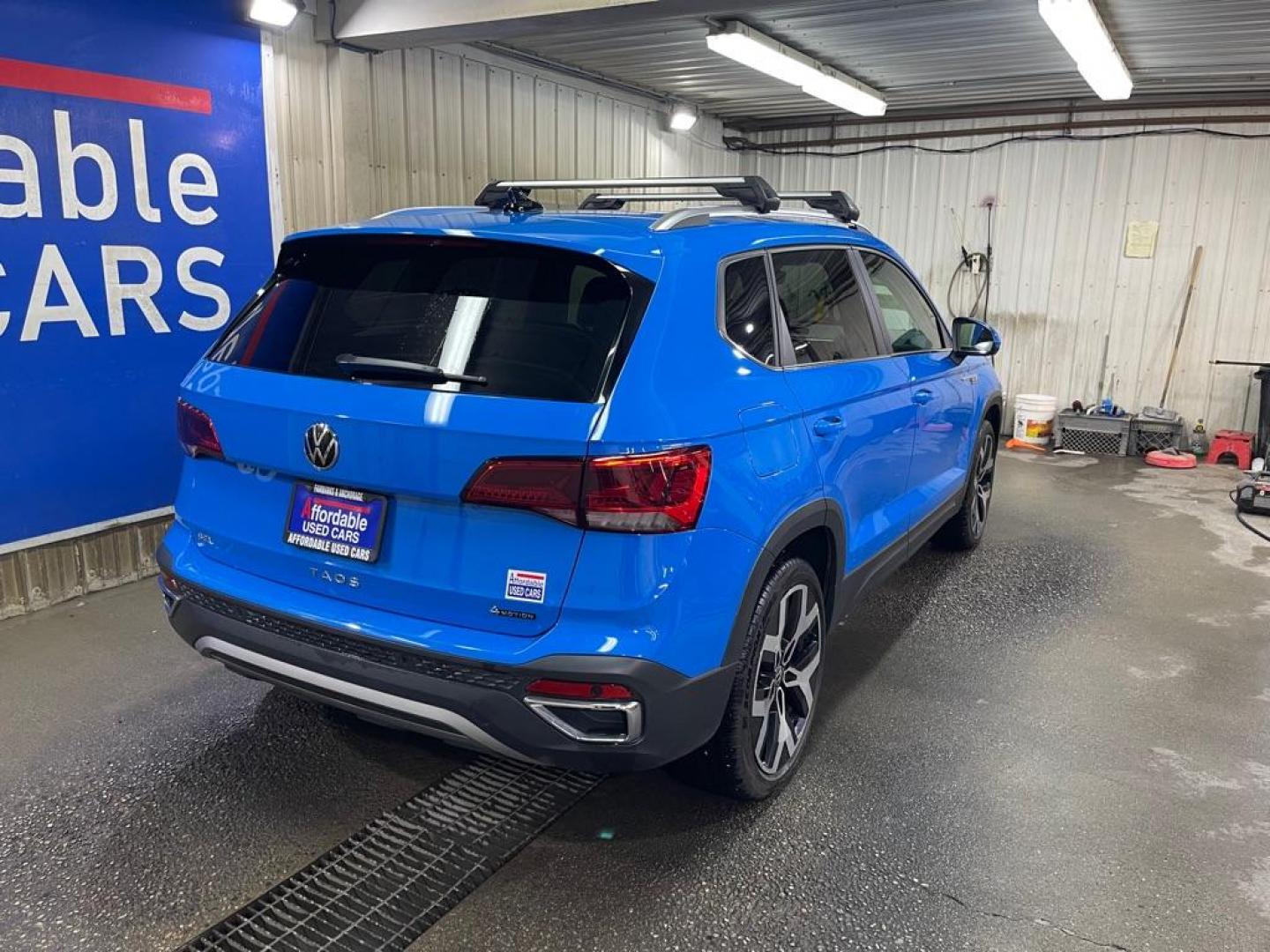 2022 BLUE VOLKSWAGEN TAOS SEL (3VV2X7B26NM) with an 1.5L engine, Automatic transmission, located at 2525 S. Cushman, Fairbanks, AK, 99701, (907) 452-5707, 64.824036, -147.712311 - Photo#2