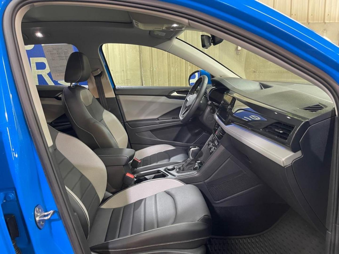 2022 BLUE VOLKSWAGEN TAOS SEL (3VV2X7B26NM) with an 1.5L engine, Automatic transmission, located at 2525 S. Cushman, Fairbanks, AK, 99701, (907) 452-5707, 64.824036, -147.712311 - Photo#3