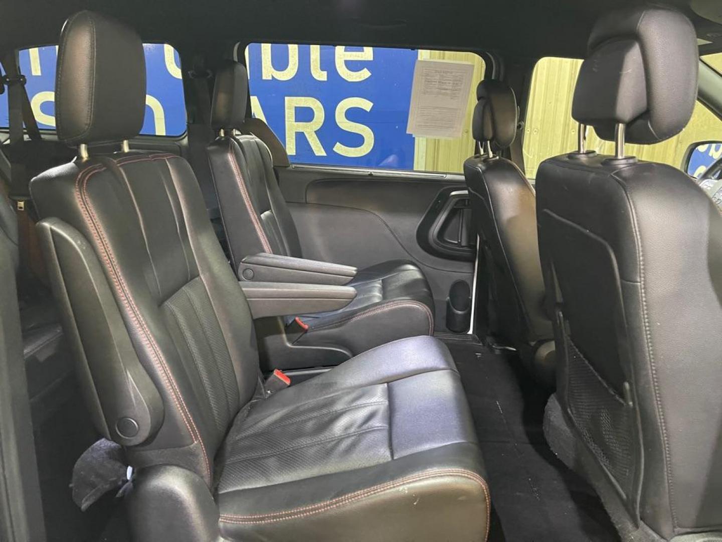 2019 WHITE DODGE GRAND CARAVAN GT (2C4RDGEG4KR) with an 3.6L engine, Automatic transmission, located at 2525 S. Cushman, Fairbanks, AK, 99701, (907) 452-5707, 64.824036, -147.712311 - Photo#4