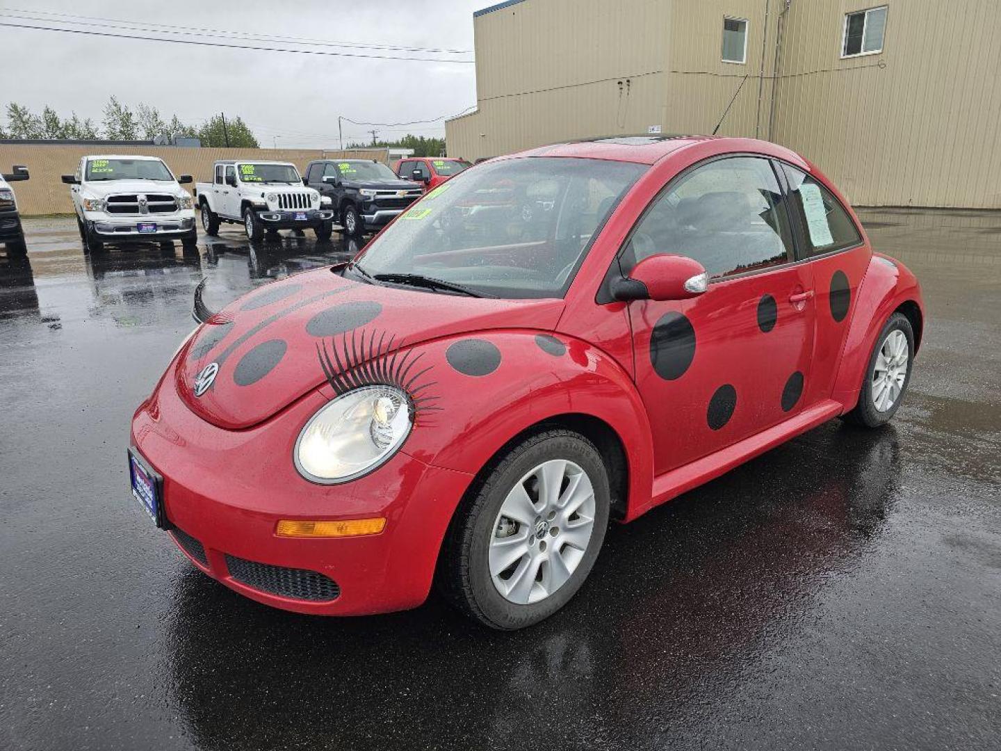 2010 RED VOLKSWAGEN NEW BEETLE (3VWRG3AG8AM) with an 2.5L engine, Automatic transmission, located at 2525 S. Cushman, Fairbanks, AK, 99701, (907) 452-5707, 64.824036, -147.712311 - Photo#1