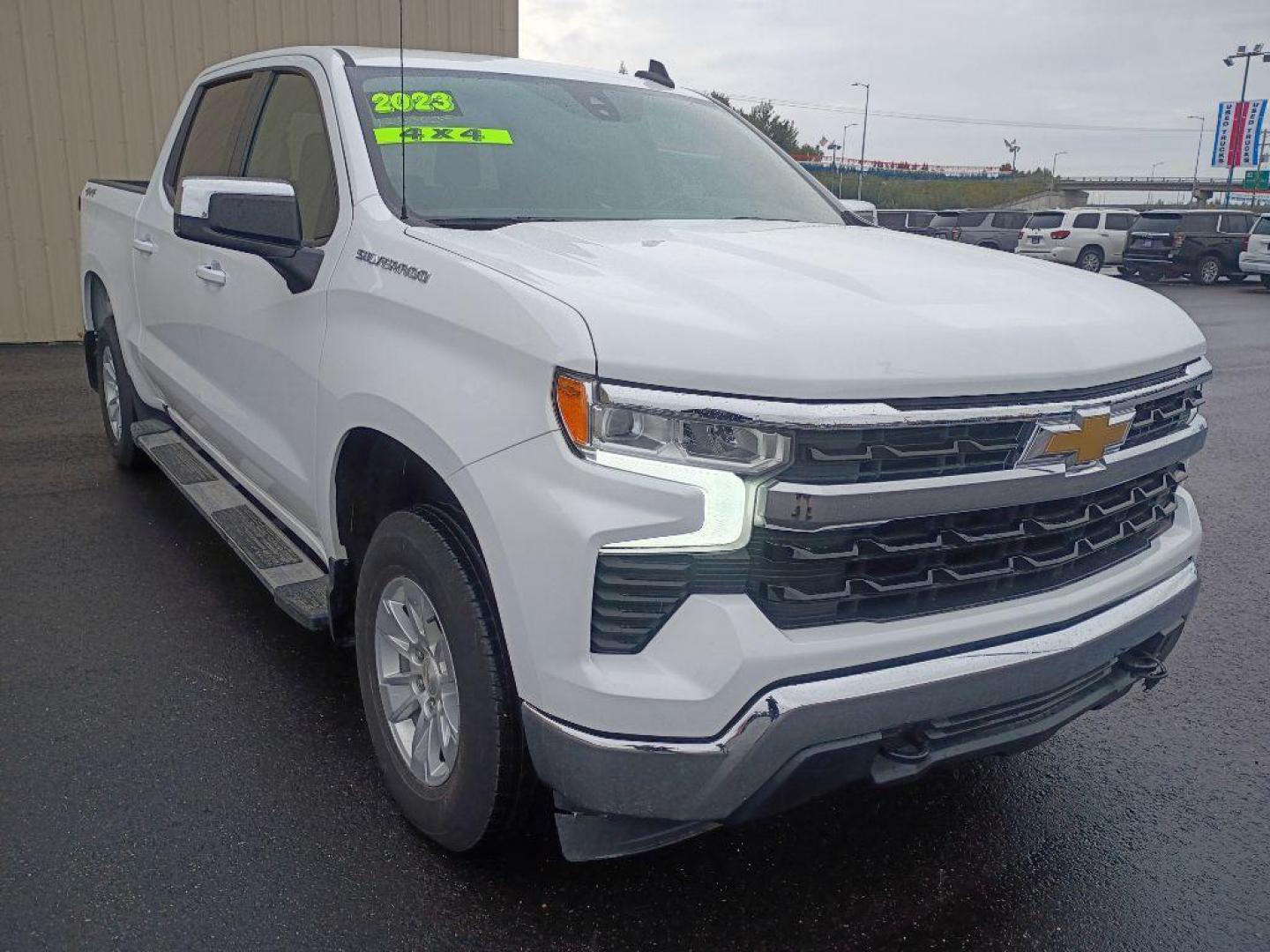 2023 WHITE CHEVROLET SILVERADO 1500 LT (1GCUDDED5PZ) with an 5.3L engine, Automatic transmission, located at 2525 S. Cushman, Fairbanks, AK, 99701, (907) 452-5707, 64.824036, -147.712311 - Photo#0