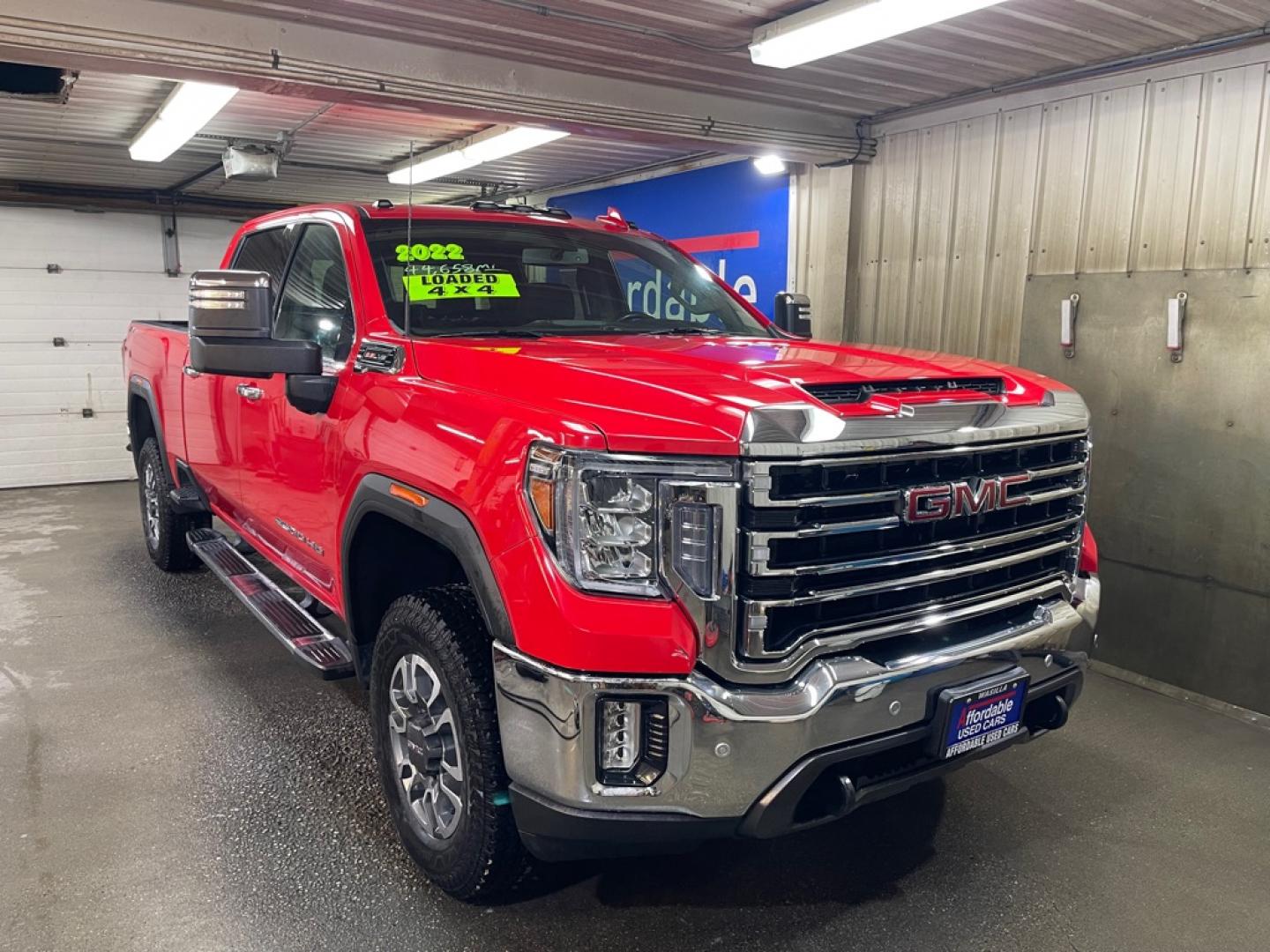 2022 RED GMC SIERRA 2500 2500 SLT (1GT49NE76NF) with an 6.6L engine, Automatic transmission, located at 2525 S. Cushman, Fairbanks, AK, 99701, (907) 452-5707, 64.824036, -147.712311- Photo#0