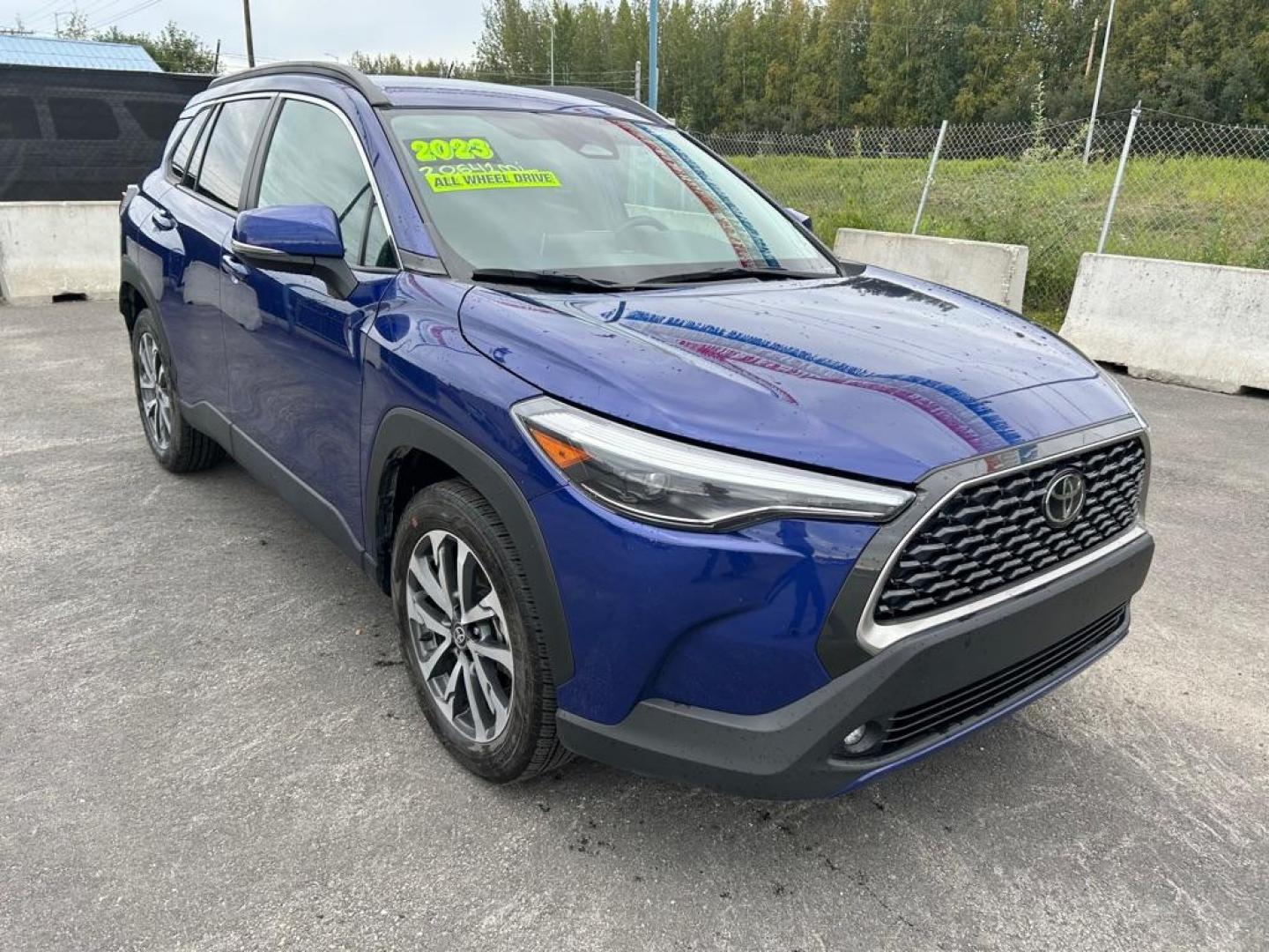 2023 BLUE TOYOTA COROLLA CROSS XLE (7MUEAABGXPV) with an 2.0L engine, Continuously Variable transmission, located at 2525 S. Cushman, Fairbanks, AK, 99701, (907) 452-5707, 64.824036, -147.712311 - Photo#1