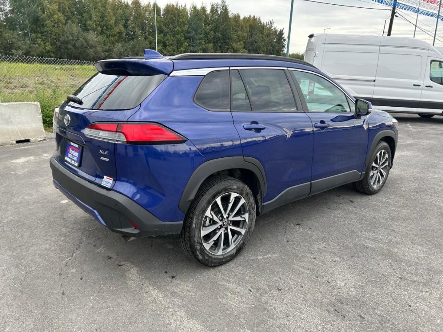 2023 BLUE TOYOTA COROLLA CROSS XLE (7MUEAABGXPV) with an 2.0L engine, Continuously Variable transmission, located at 2525 S. Cushman, Fairbanks, AK, 99701, (907) 452-5707, 64.824036, -147.712311 - Photo#2