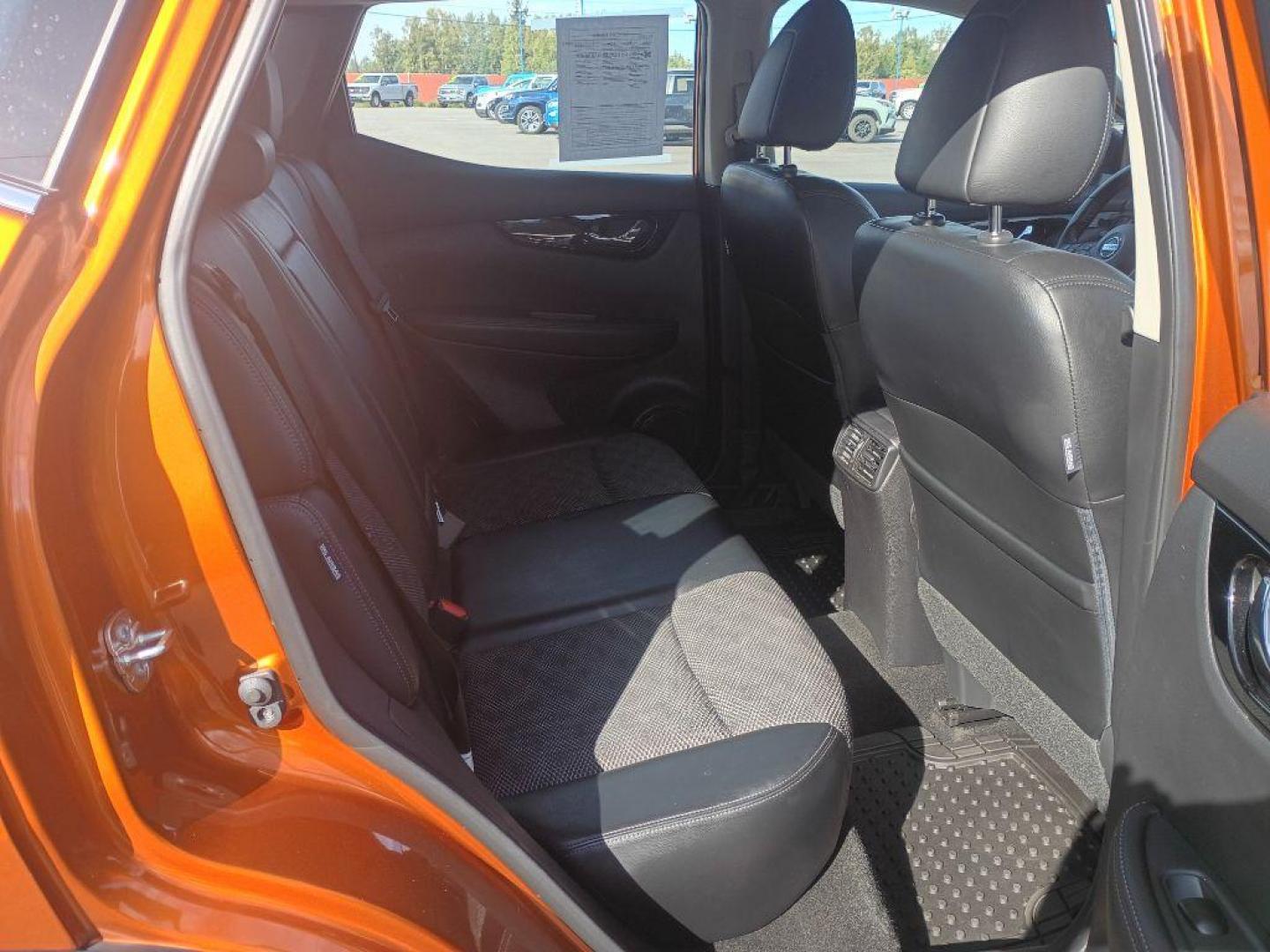 2022 ORANGE NISSAN ROGUE SPORT SV (JN1BJ1BW0NW) with an 2.0L engine, Automatic transmission, located at 2525 S. Cushman, Fairbanks, AK, 99701, (907) 452-5707, 64.824036, -147.712311 - Photo#5