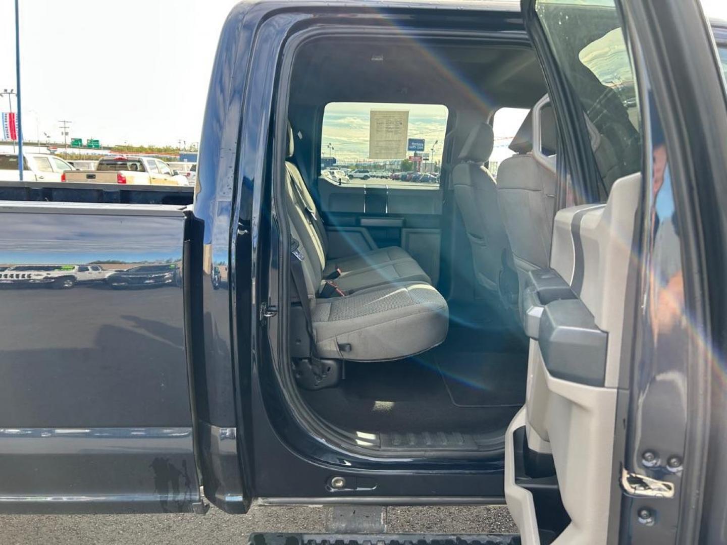 2022 BLUE FORD F250 SUPER DUTY (1FT7W2BT4NE) with an 6.7L engine, Automatic transmission, located at 2525 S. Cushman, Fairbanks, AK, 99701, (907) 452-5707, 64.824036, -147.712311 - Photo#5