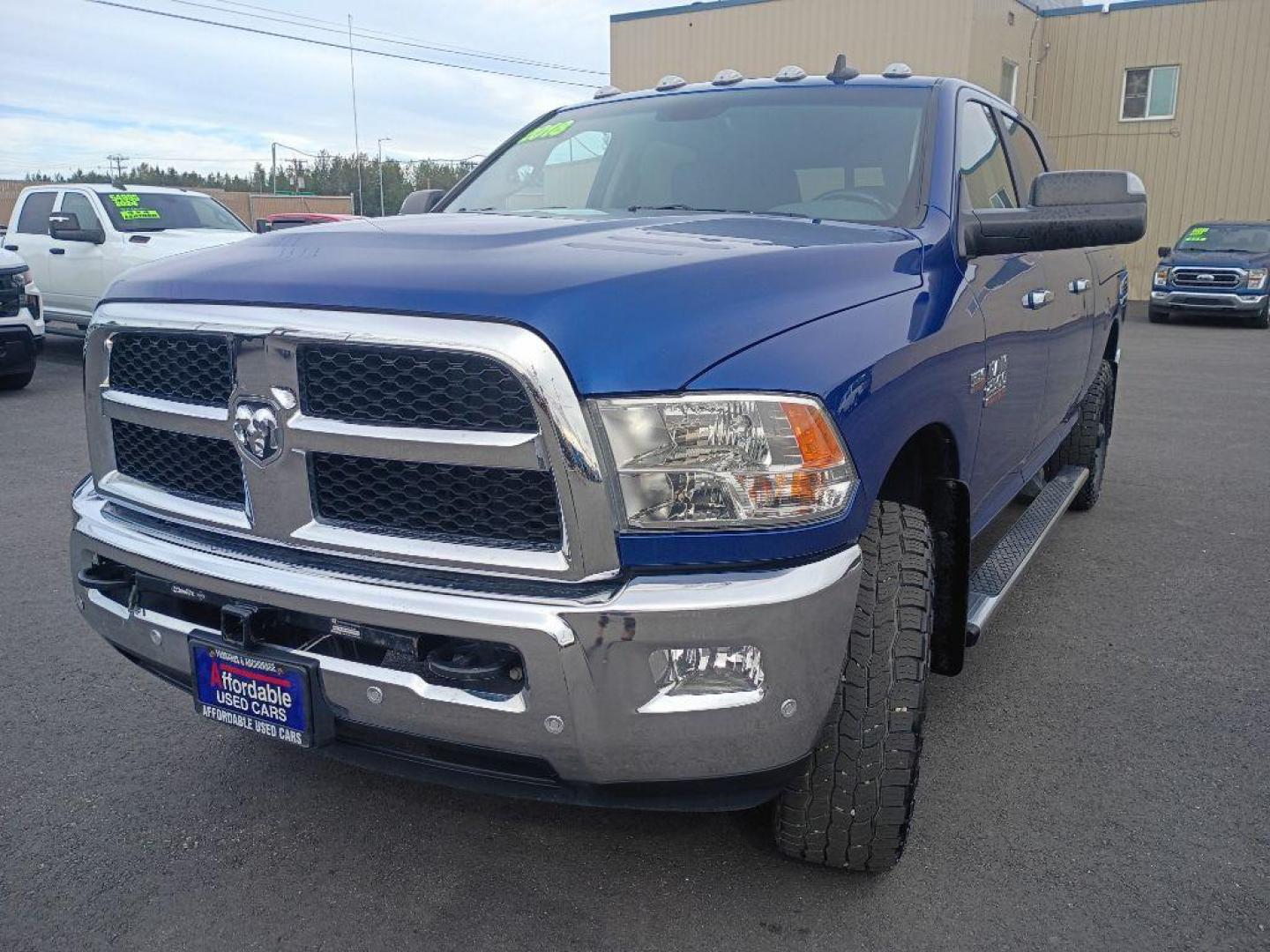 2018 BLUE RAM 2500 SLT (3C6UR5MJ1JG) with an 6.4L engine, Automatic transmission, located at 2525 S. Cushman, Fairbanks, AK, 99701, (907) 452-5707, 64.824036, -147.712311 - Photo#1