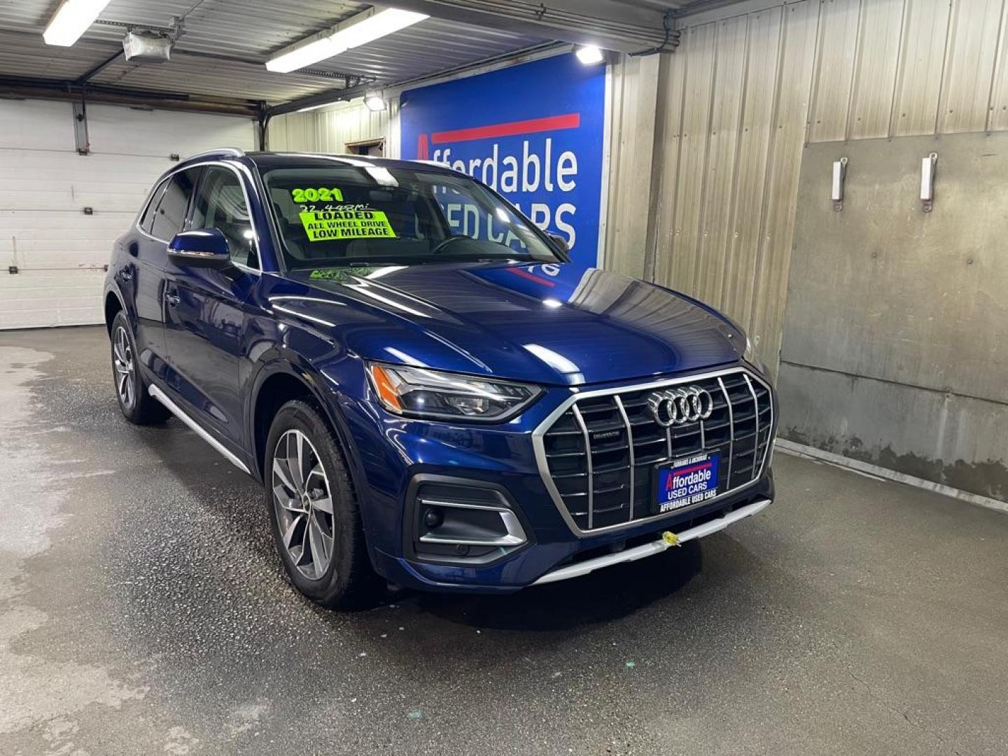 2021 BLUE AUDI Q5 PREMIUM PLUS (WA1BAAFY1M2) with an 2.0L engine, Automatic transmission, located at 2525 S. Cushman, Fairbanks, AK, 99701, (907) 452-5707, 64.824036, -147.712311 - Photo#0