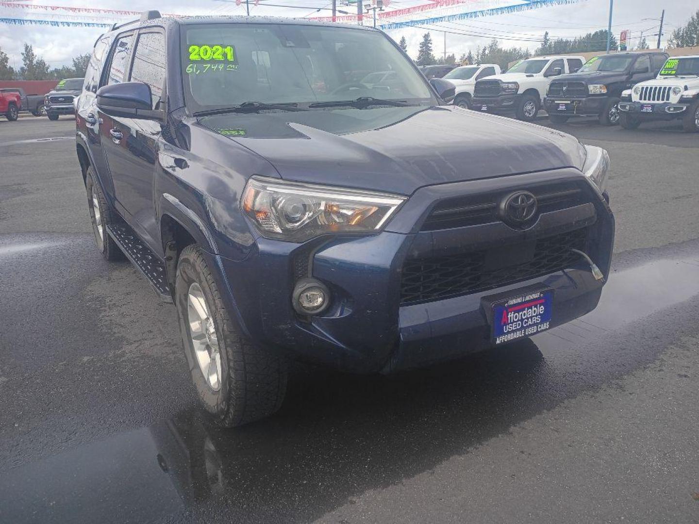 2021 BLUE TOYOTA 4RUNNER SR5/SR5 PREMIUM (JTEMU5JR1M5) with an 4.0L engine, Automatic transmission, located at 2525 S. Cushman, Fairbanks, AK, 99701, (907) 452-5707, 64.824036, -147.712311 - Photo#1