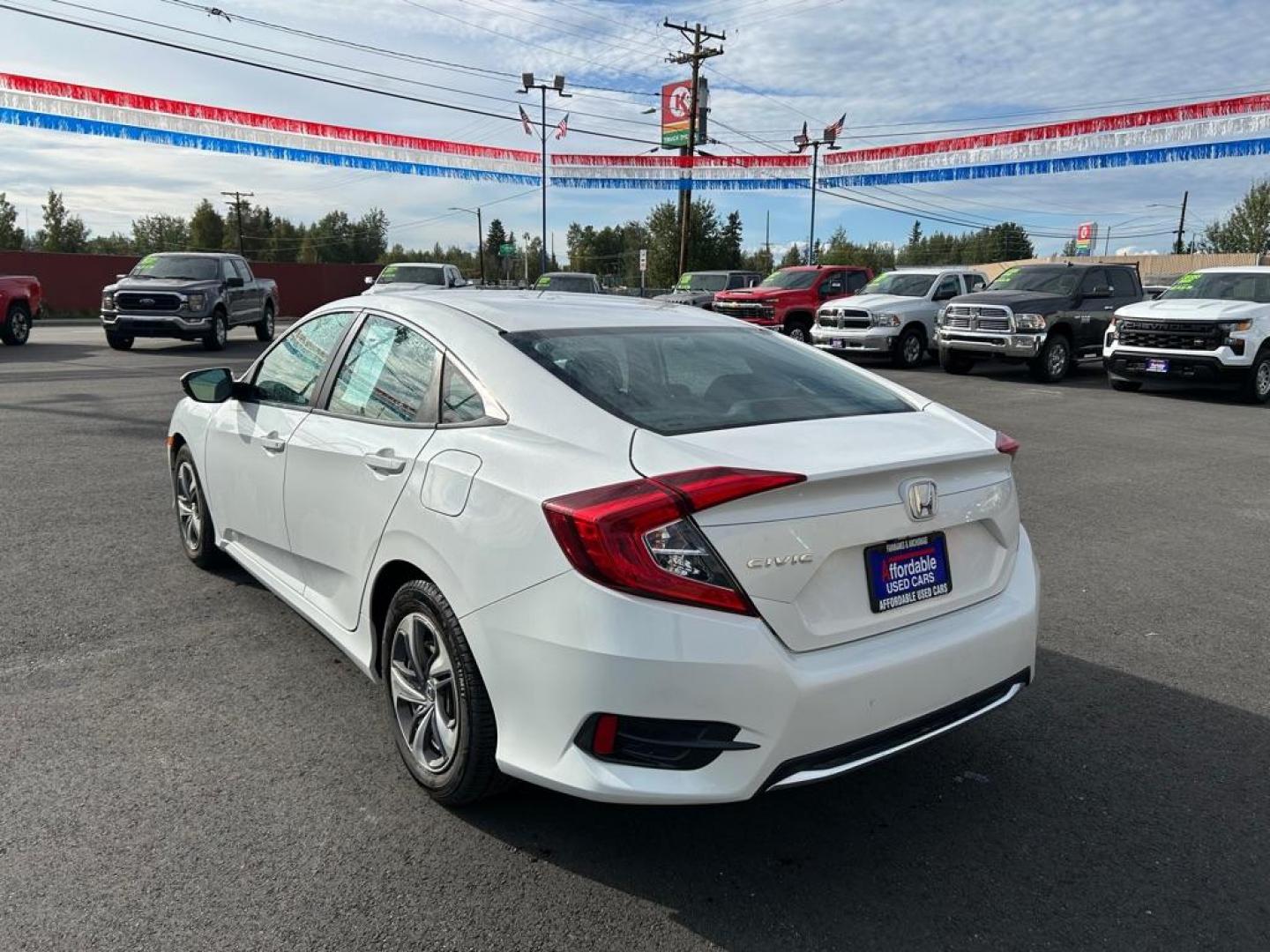 2019 WHITE HONDA CIVIC LX (2HGFC2F63KH) with an 2.0L engine, Continuously Variable transmission, located at 2525 S. Cushman, Fairbanks, AK, 99701, (907) 452-5707, 64.824036, -147.712311 - Photo#3