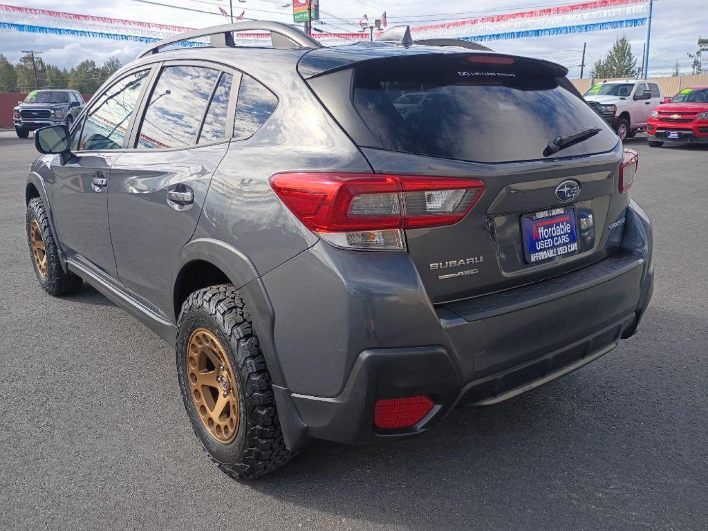 2021 GRAY SUBARU CROSSTREK PREMIUM (JF2GTACC7M9) with an 2.0L engine, 8-Speed Manual transmission, located at 2525 S. Cushman, Fairbanks, AK, 99701, (907) 452-5707, 64.824036, -147.712311 - Photo#3