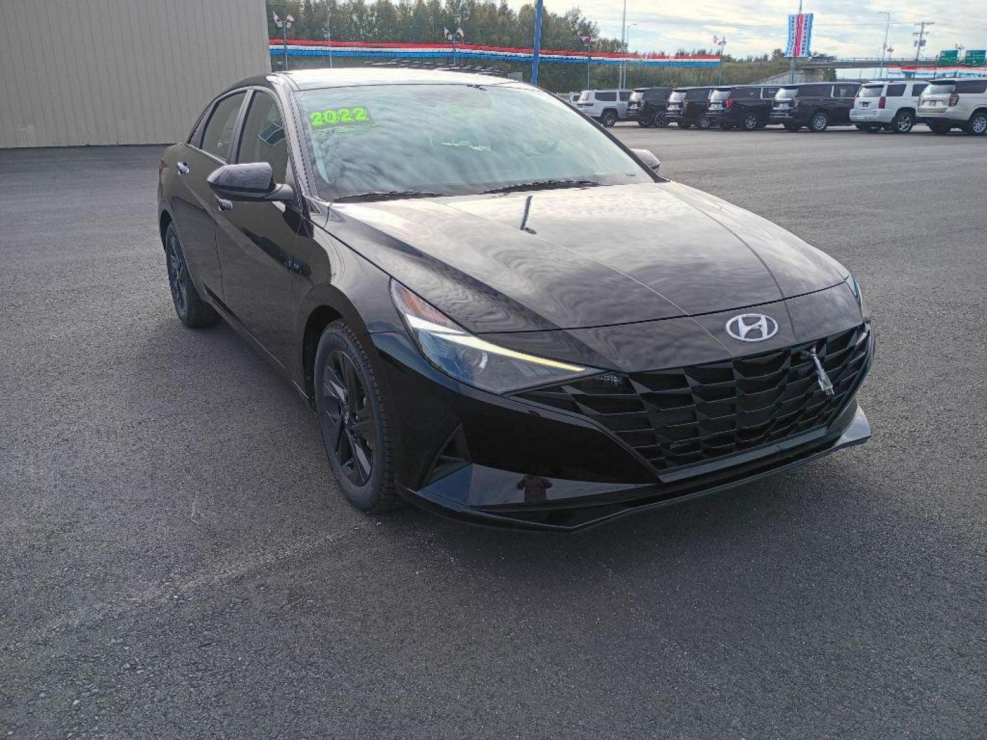 2022 BLACK HYUNDAI ELANTRA SEL (KMHLM4AG3NU) with an 2.0L engine, Continuously Variable transmission, located at 2525 S. Cushman, Fairbanks, AK, 99701, (907) 452-5707, 64.824036, -147.712311 - Photo#0