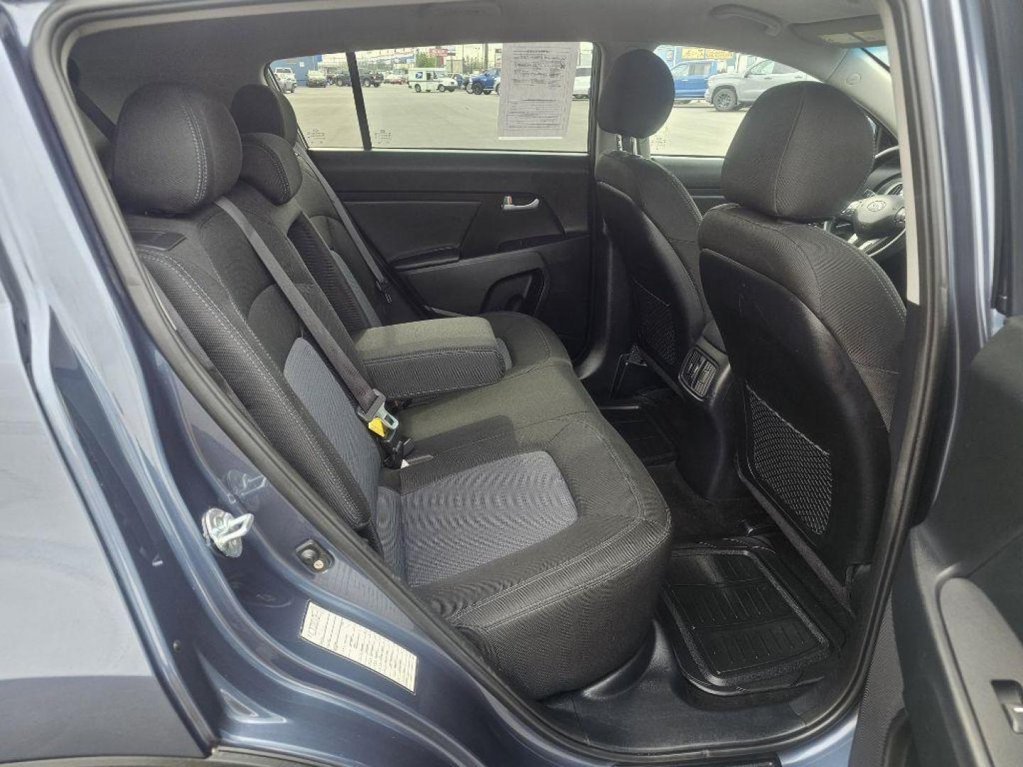 2016 BLUE KIA SPORTAGE LX (KNDPB3AC1G7) with an 2.4L engine, Automatic transmission, located at 2525 S. Cushman, Fairbanks, AK, 99701, (907) 452-5707, 64.824036, -147.712311 - Photo#5