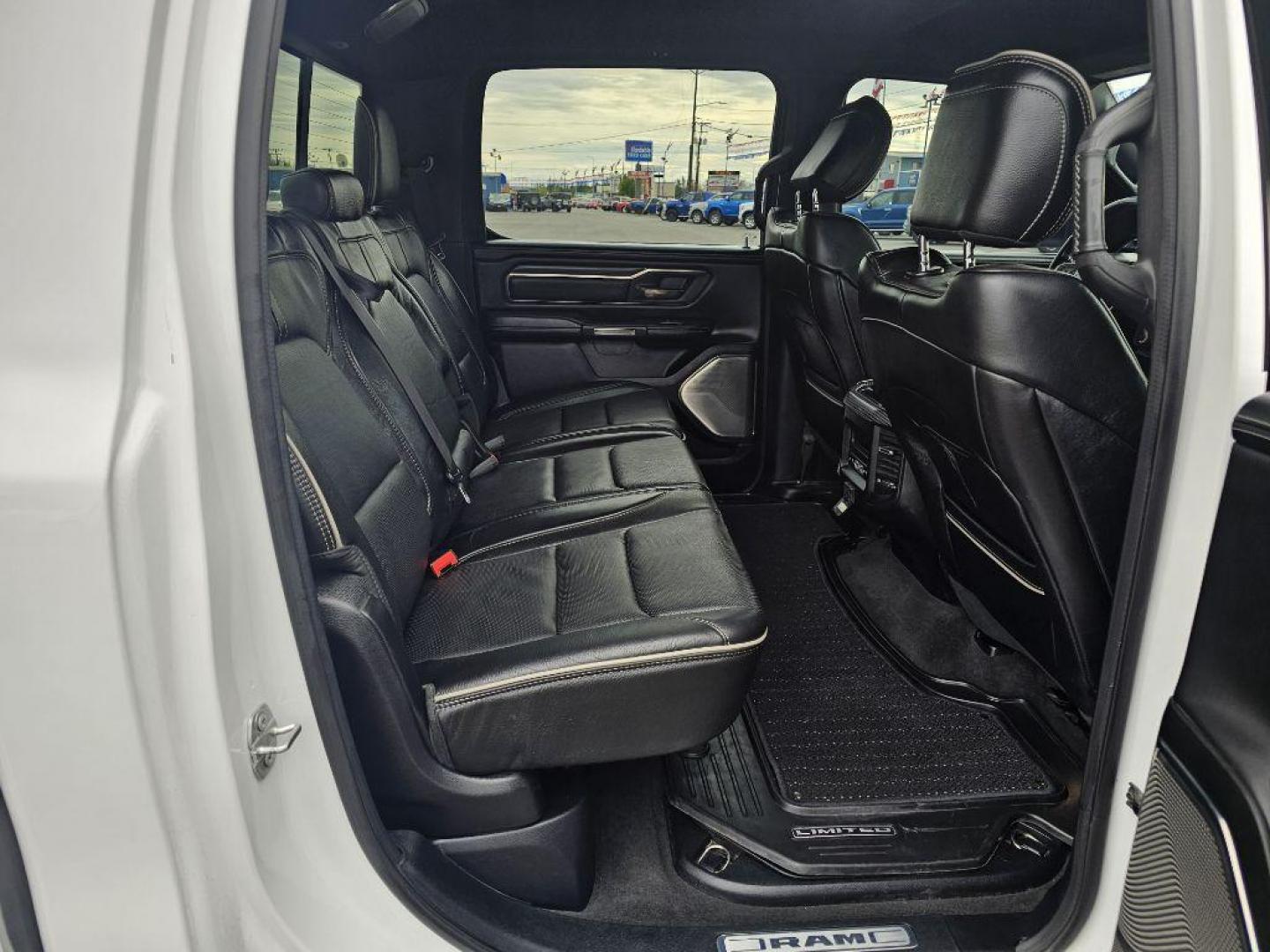 2020 WHITE RAM 1500 LIMITED (1C6SRFHM9LN) with an 3.0L engine, Automatic transmission, located at 2525 S. Cushman, Fairbanks, AK, 99701, (907) 452-5707, 64.824036, -147.712311 - Photo#5