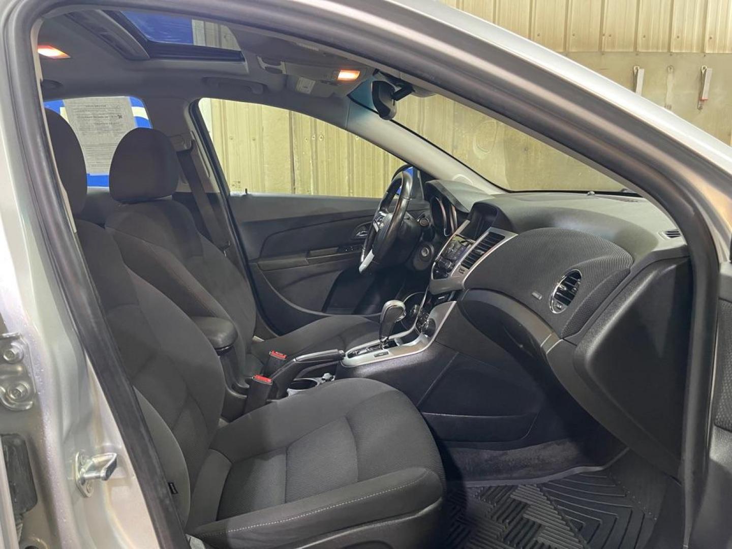 2014 SILVER CHEVROLET CRUZE LT (1G1PC5SB0E7) with an 1.4L engine, Automatic transmission, located at 2525 S. Cushman, Fairbanks, AK, 99701, (907) 452-5707, 64.824036, -147.712311 - Photo#3