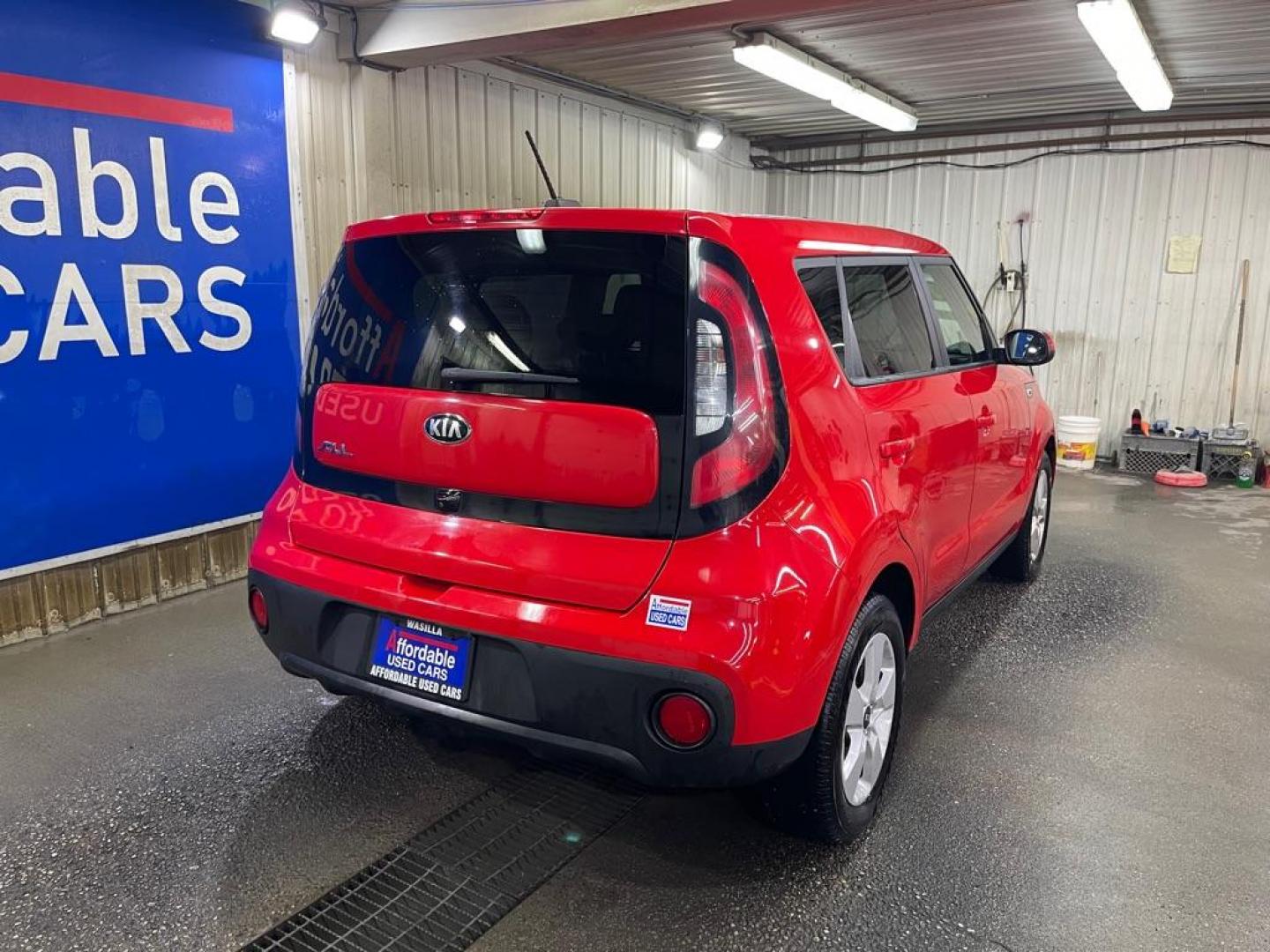 2019 RED KIA SOUL (KNDJN2A24K7) with an 1.6L engine, Automatic transmission, located at 2525 S. Cushman, Fairbanks, AK, 99701, (907) 452-5707, 64.824036, -147.712311 - Photo#2