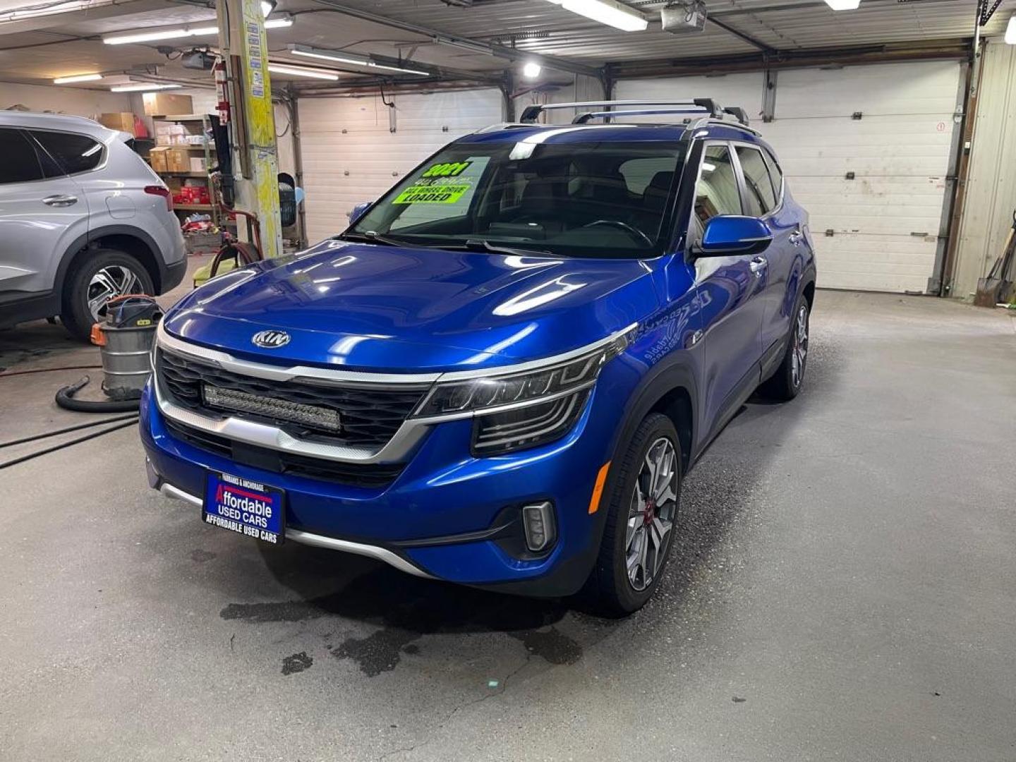 2021 BLUE KIA SELTOS SX (KNDETCA26M7) with an 1.6L engine, Automatic transmission, located at 2525 S. Cushman, Fairbanks, AK, 99701, (907) 452-5707, 64.824036, -147.712311 - Photo#1